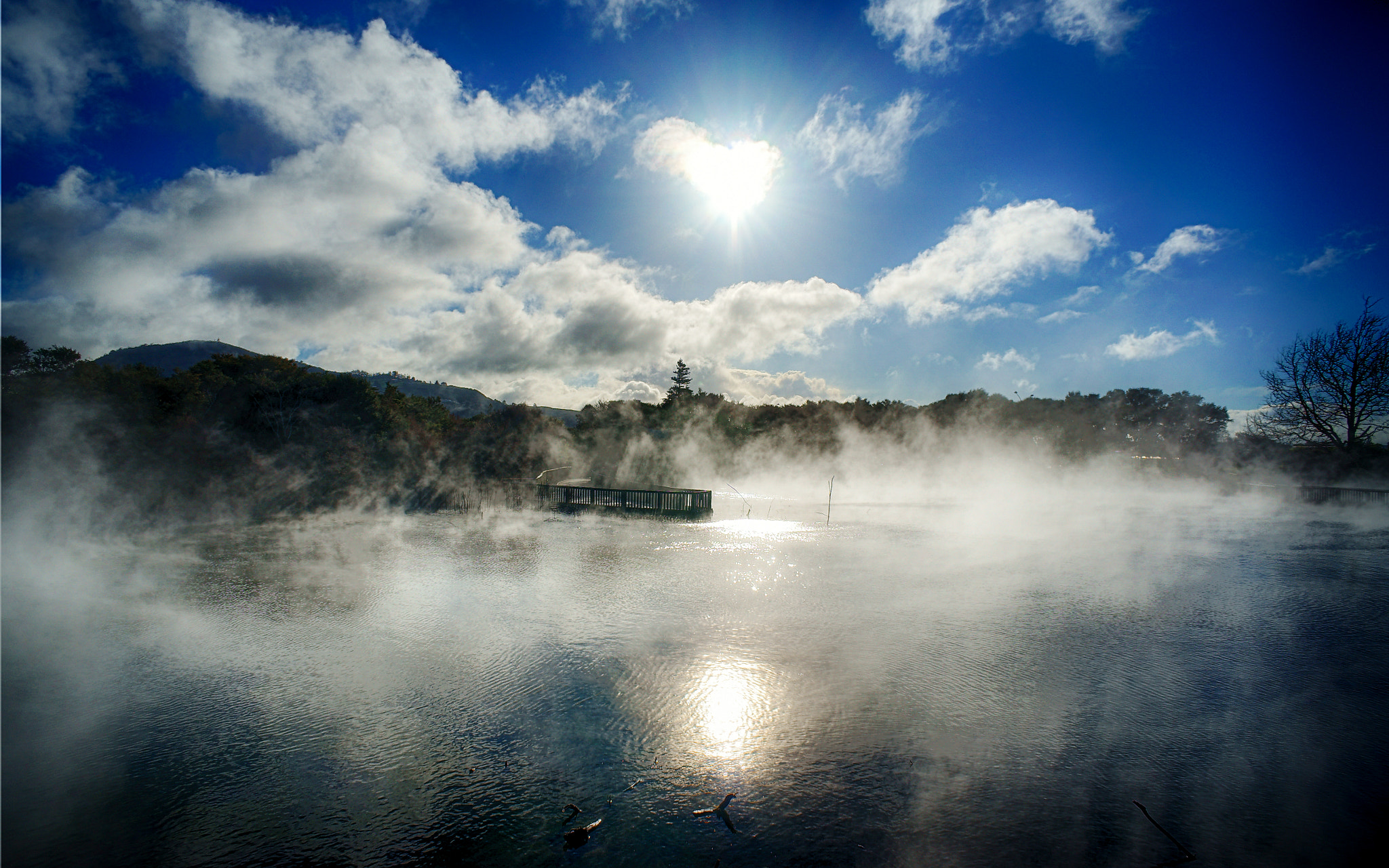 Sony Alpha NEX-6 + Sony E 16mm F2.8 sample photo. Mystic pond photography