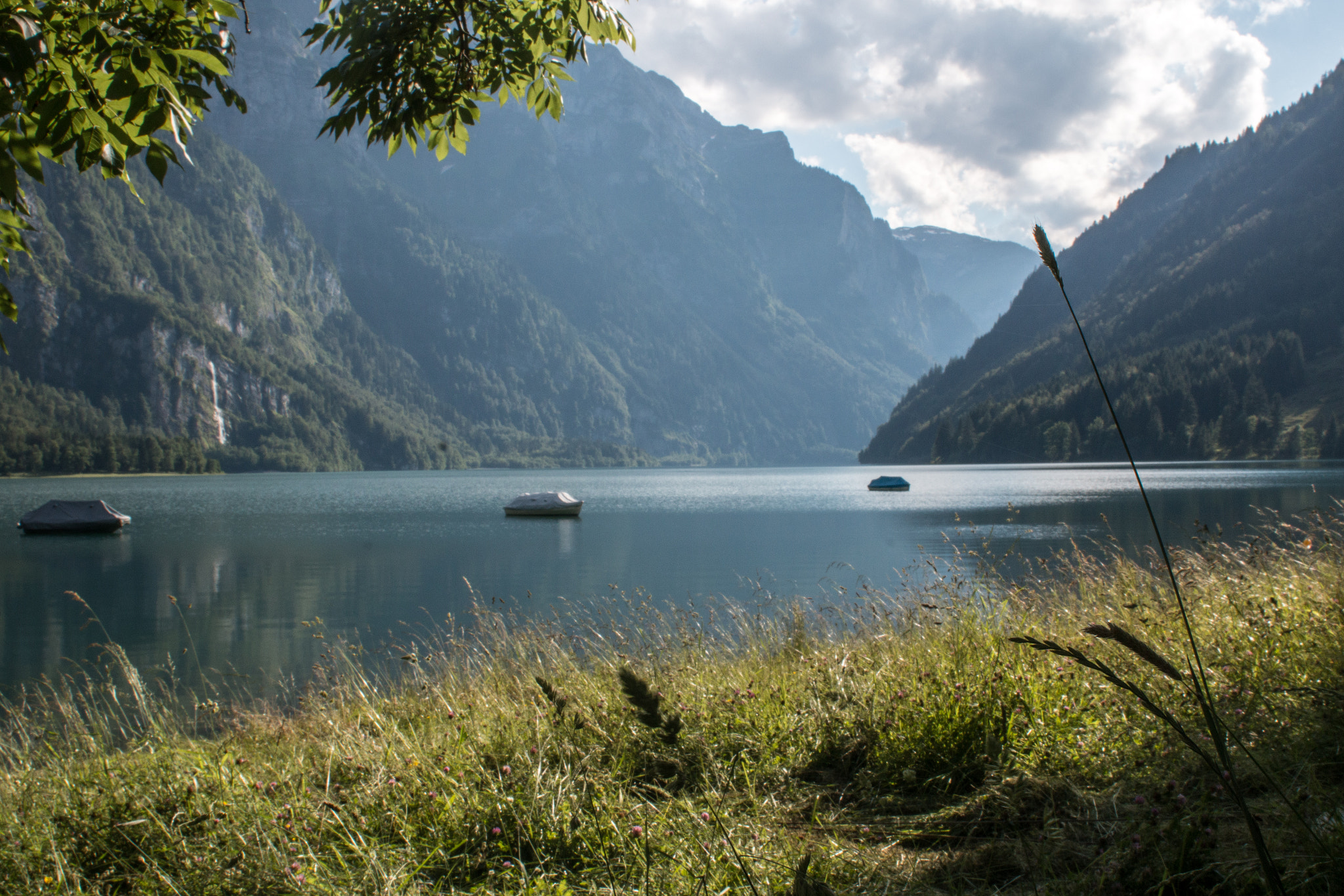 Canon EOS 70D + Canon EF 28mm F1.8 USM sample photo. Lake view ii photography
