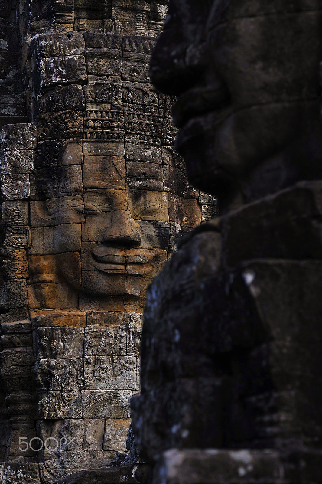 Nikon D3 + Nikon AF Nikkor 85mm F1.8D sample photo. Two stone faces at bayon -  angkor cambodia photography