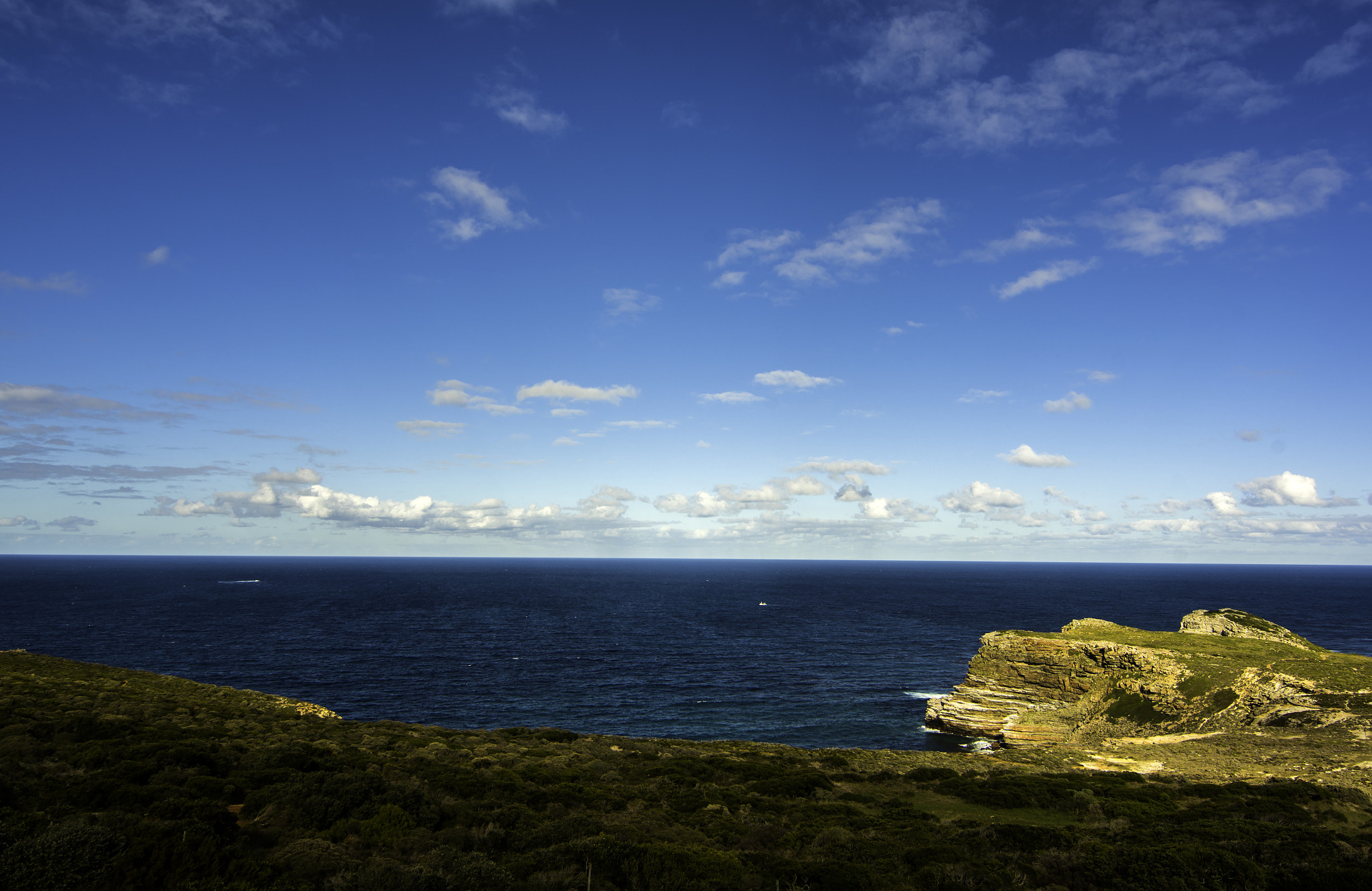 Tokina AT-X Pro 11-16mm F2.8 DX sample photo. The last point photography