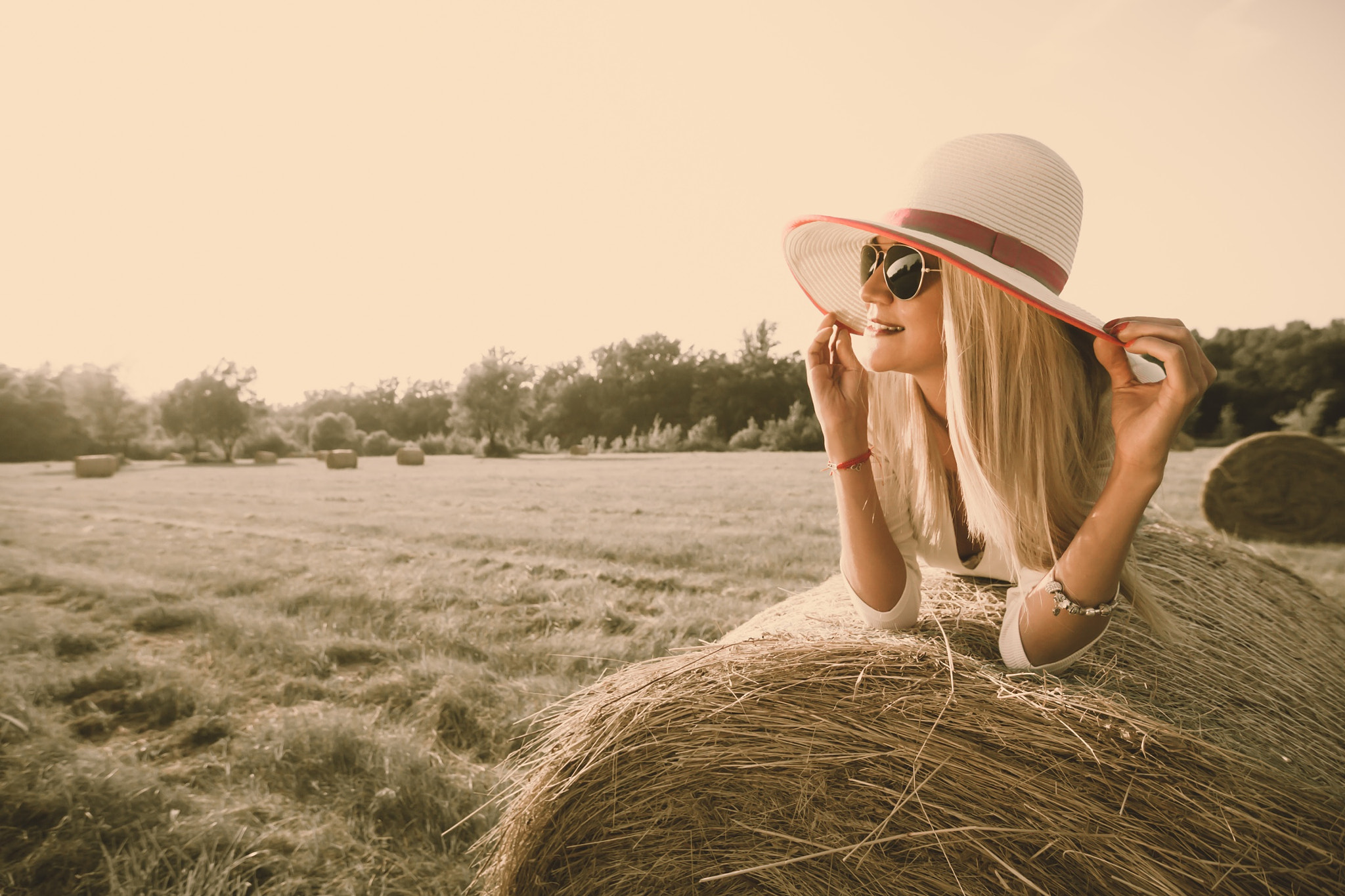 Tokina AT-X Pro 12-24mm F4 (IF) DX sample photo. Summertime happiness... photography
