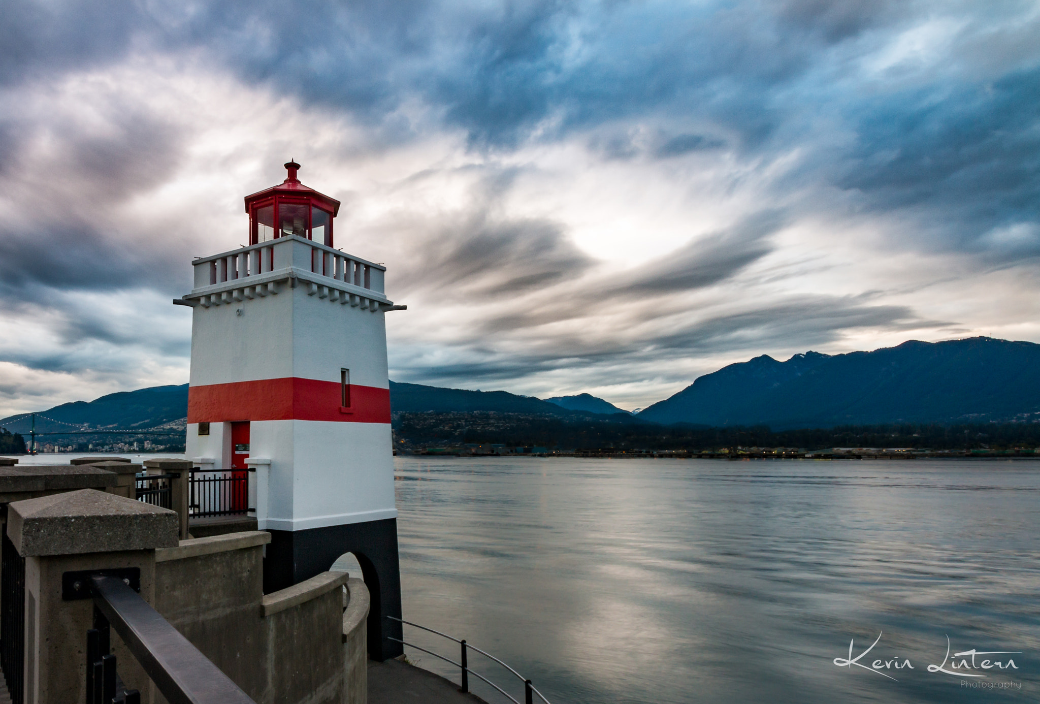 Canon EF-S 10-18mm F4.5–5.6 IS STM sample photo. Brockton point photography