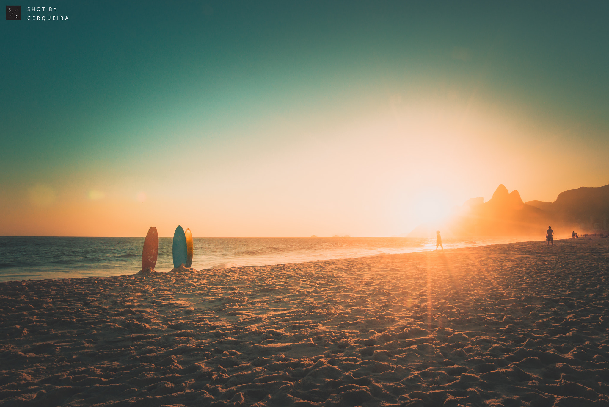 Sigma 20-40mm F2.8 sample photo. Sunset at ipanema beach, rio de janeiro photography