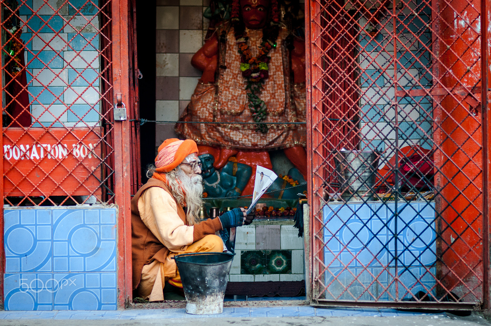 Nikon D300 + Nikon AF Nikkor 85mm F1.8D sample photo. From rishikesh photography