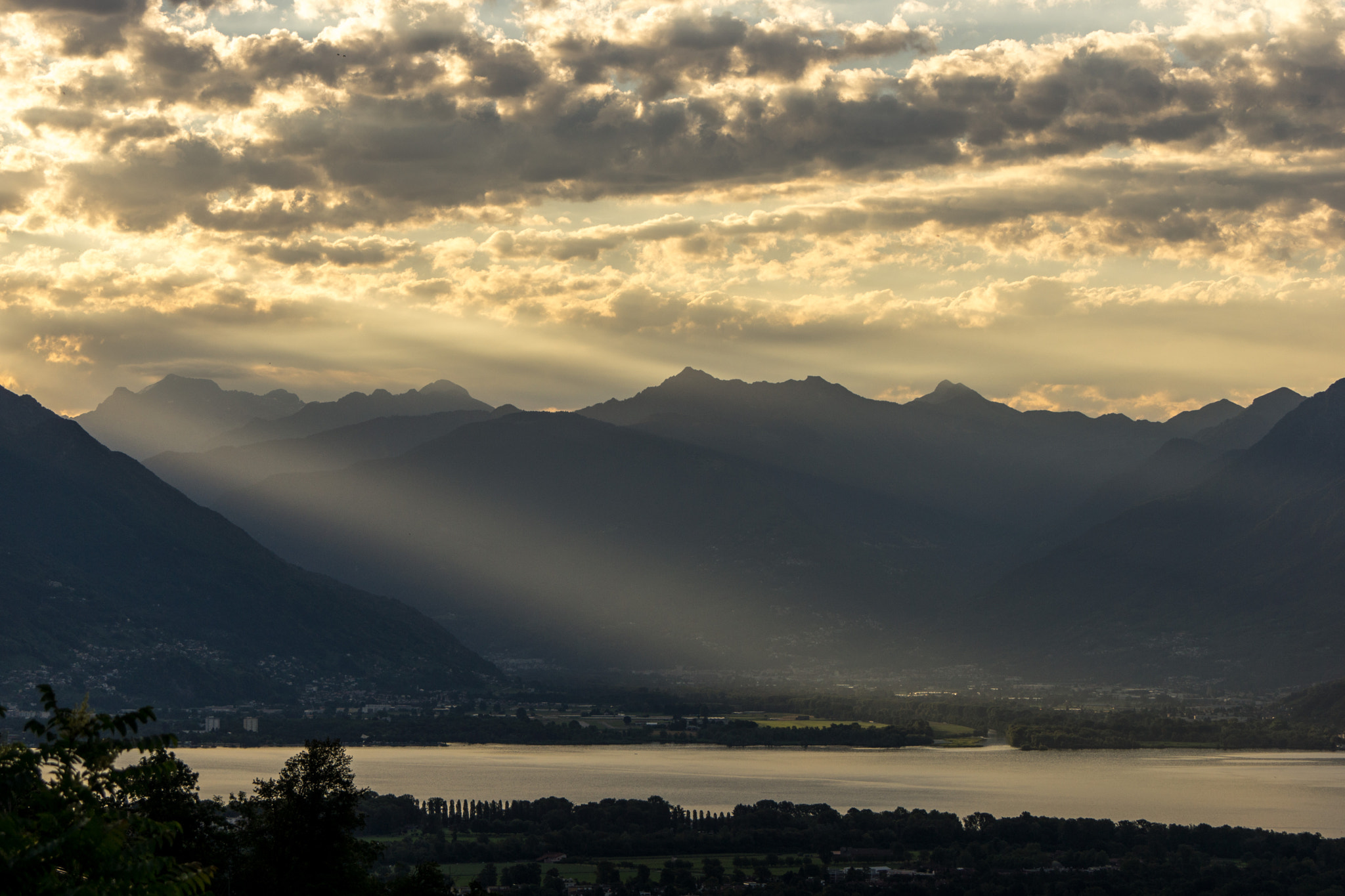 Sony 70-400mm F4-5.6 G SSM II sample photo. Swiss alps photography
