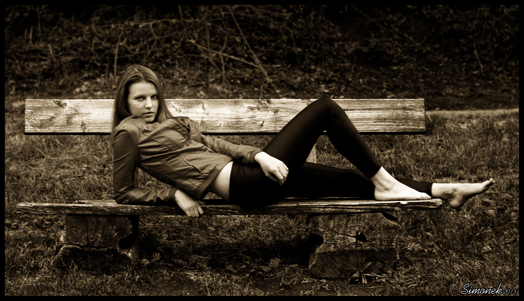 Nikon D300 + Nikon AF-S Nikkor 50mm F1.4G sample photo. Bench with simona photography