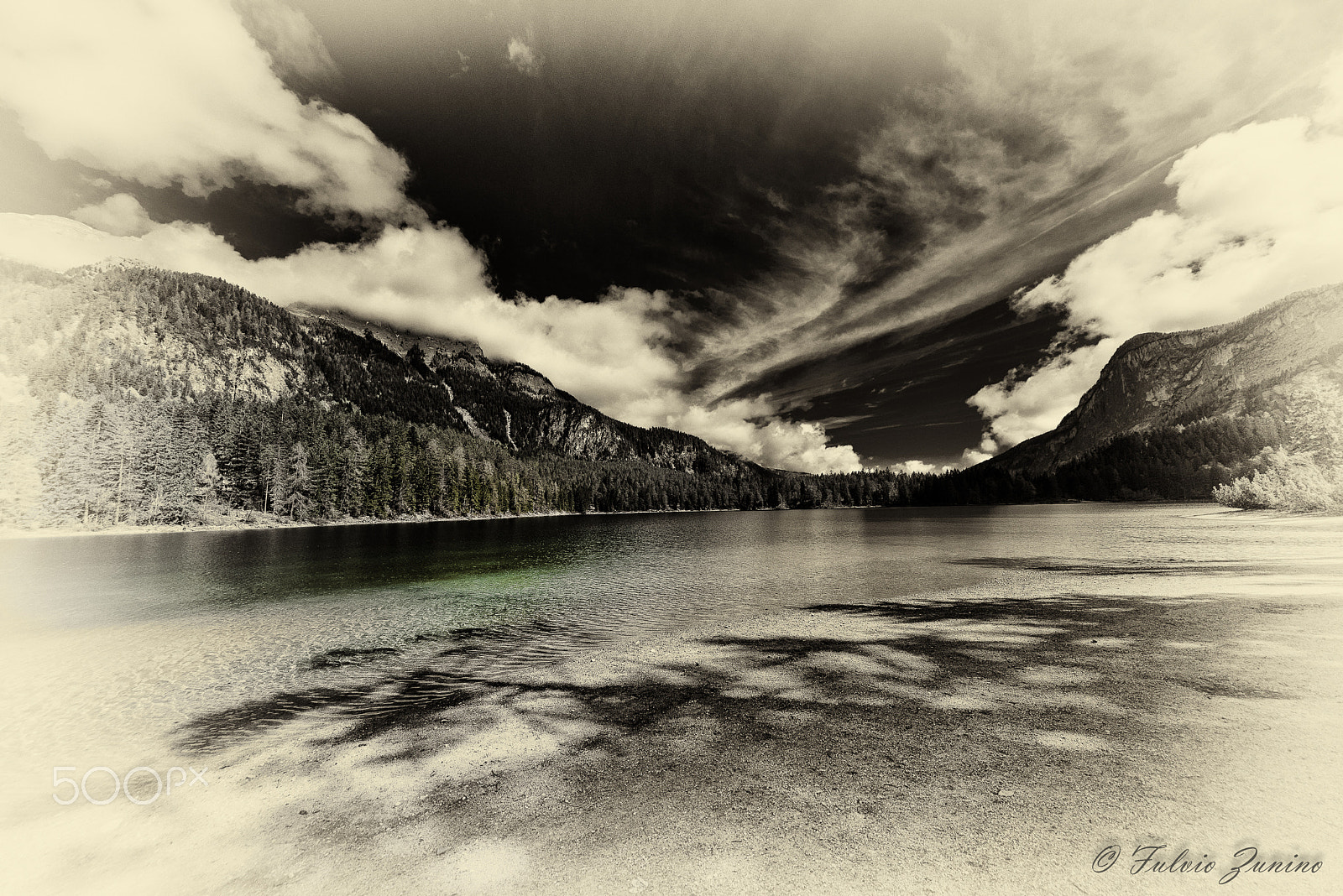 Sigma 12-24mm F4.5-5.6 EX DG Aspherical HSM sample photo. Tovel lake tn photography
