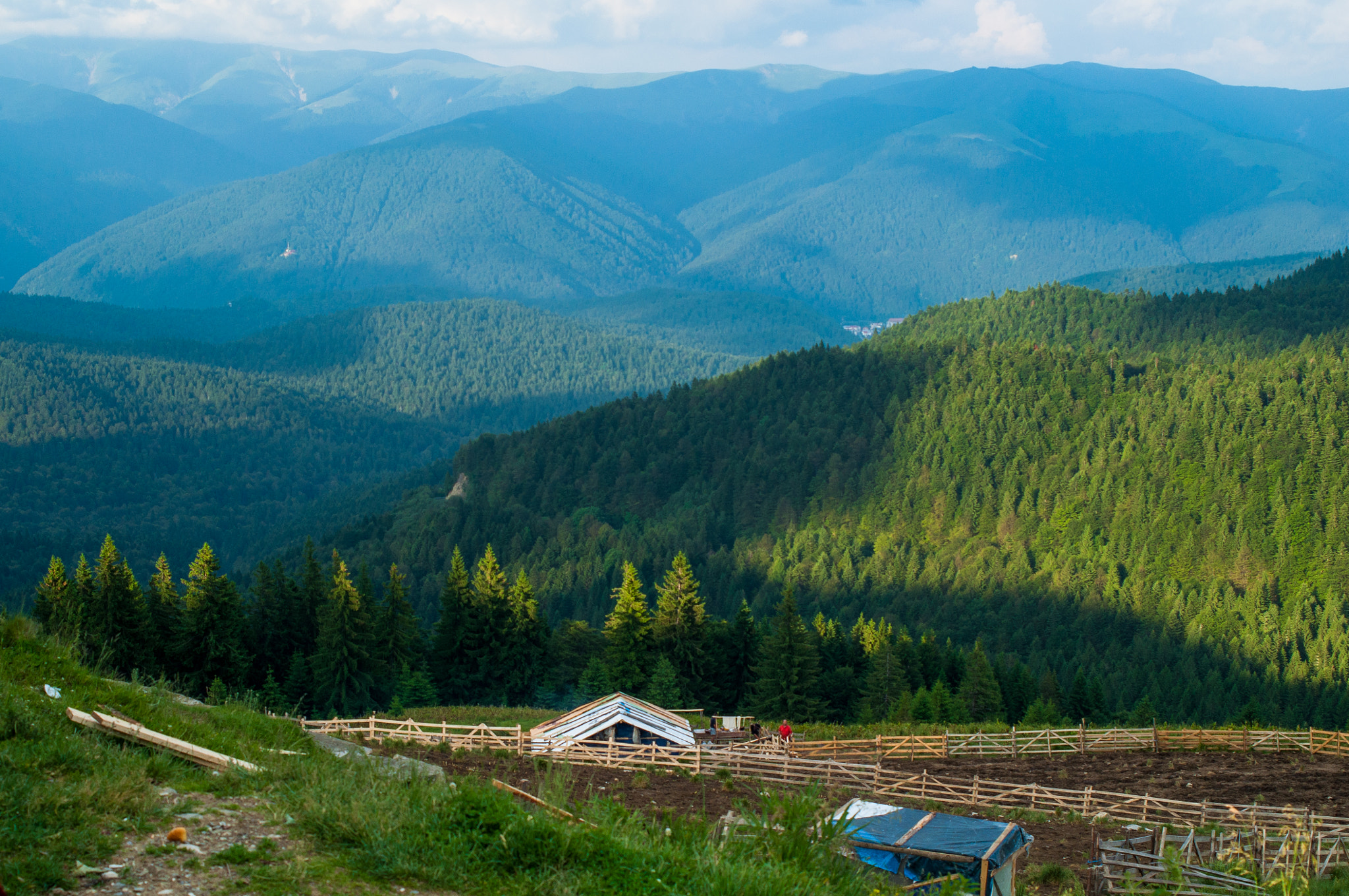 Nikon D90 + AF Zoom-Nikkor 35-70mm f/3.3-4.5 sample photo. Romania, zanoagei canyon photography