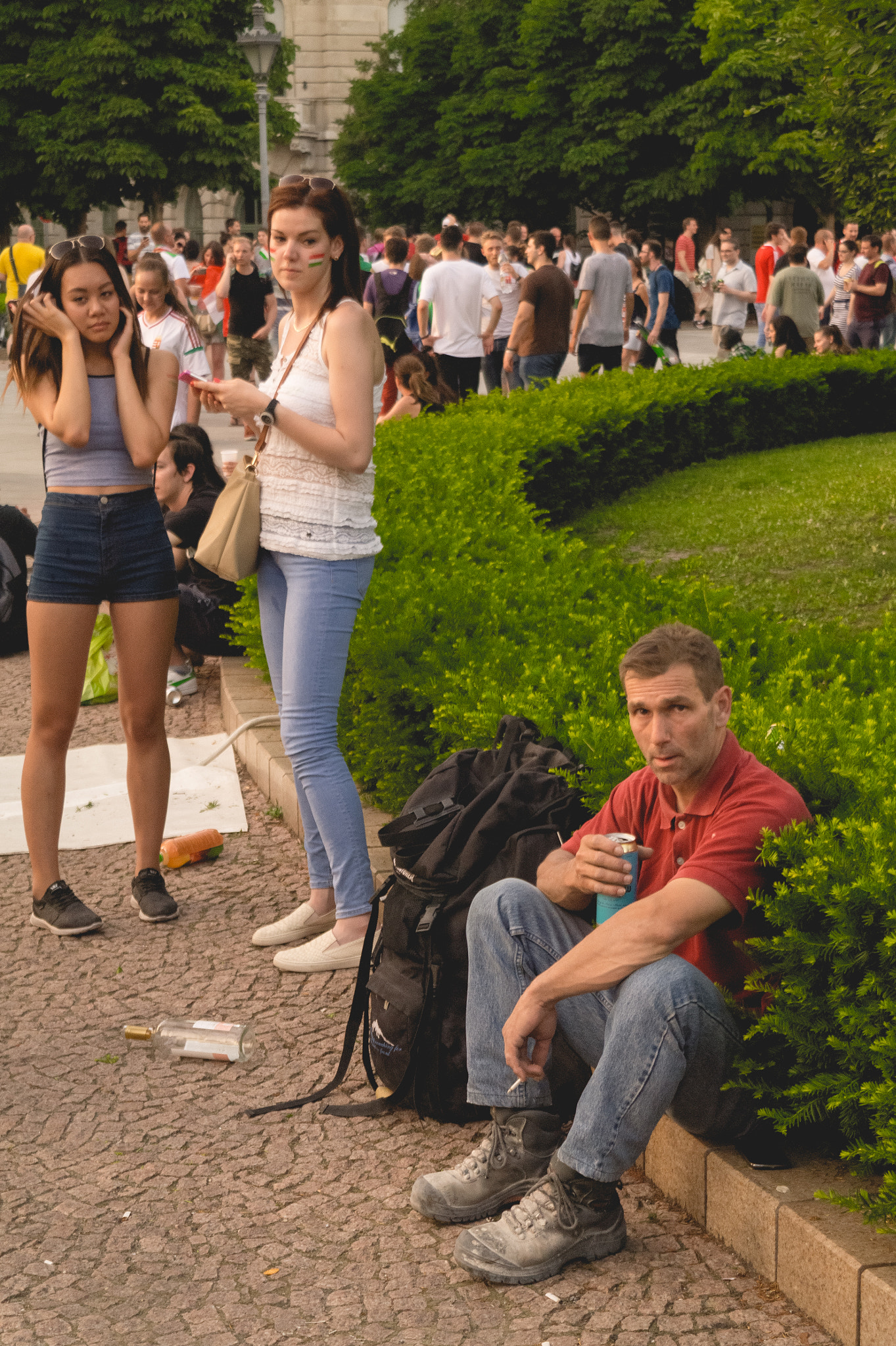Samsung NX10 sample photo. On the streets of budapest photography