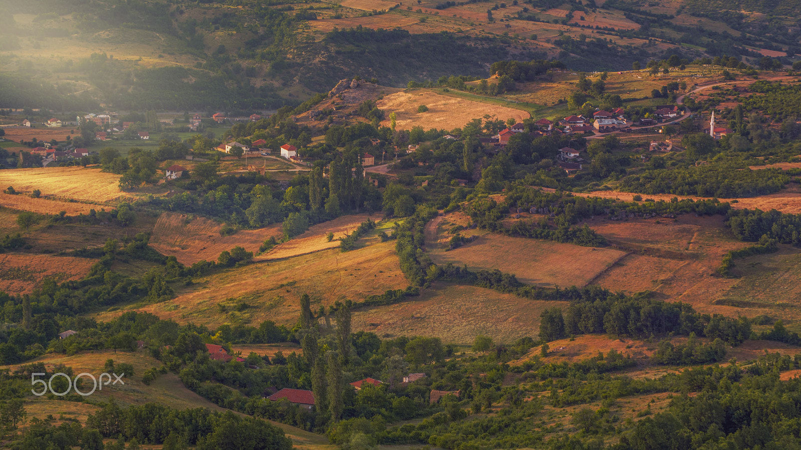 Nikon D5200 + Sigma 55-200mm F4-5.6 DC HSM sample photo. Life in the valley photography