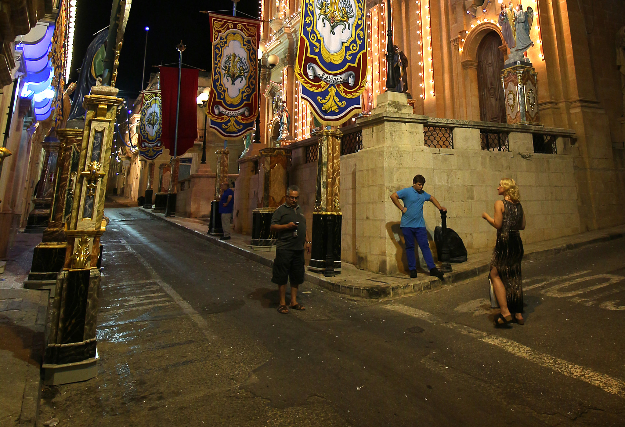 Canon EF-S 10-18mm F4.5–5.6 IS STM sample photo. Malta street photography