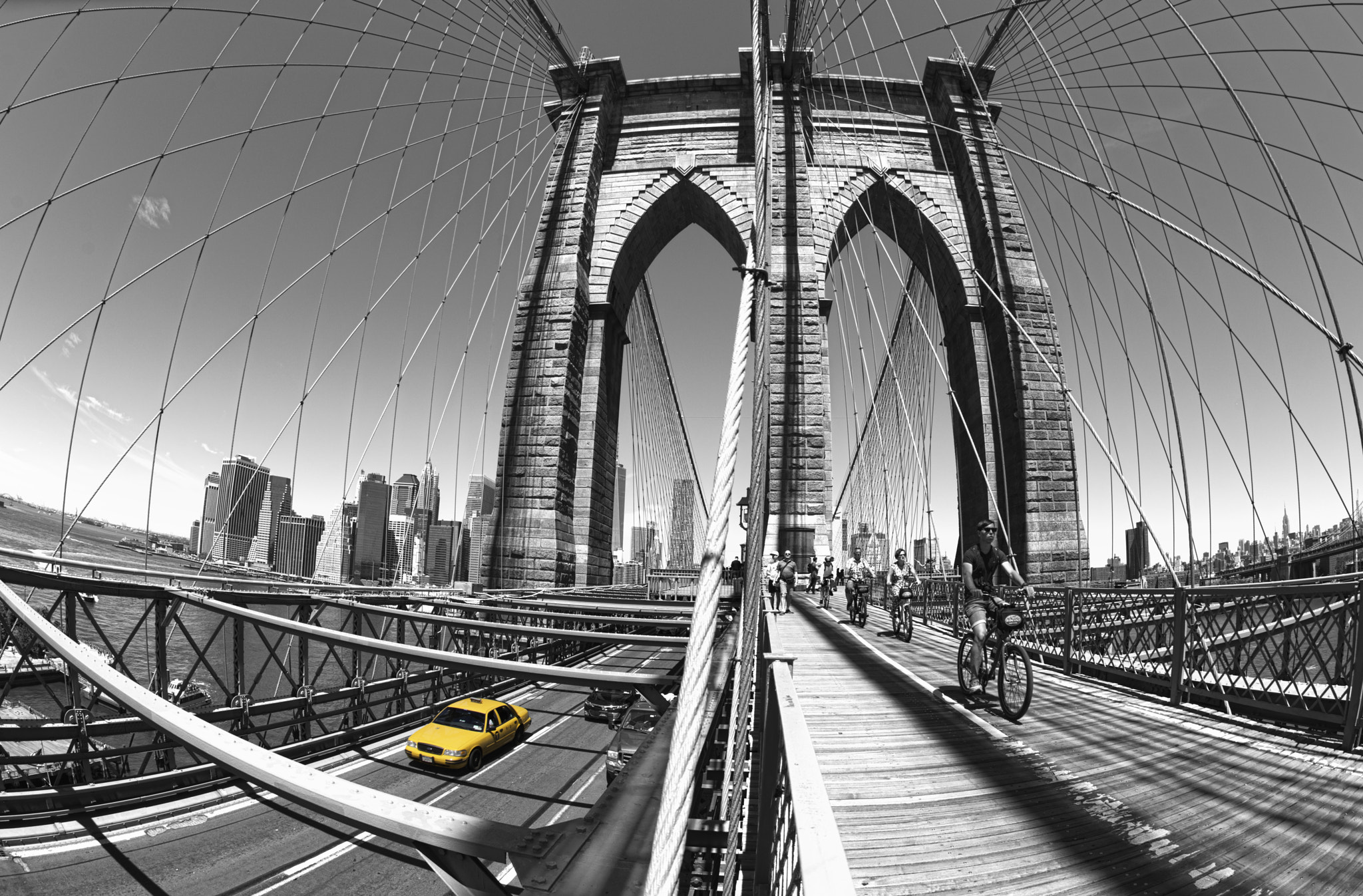 Nikon D800 + Nikon AF Fisheye-Nikkor 16mm F2.8D sample photo. Yellow cab to brooklyn photography