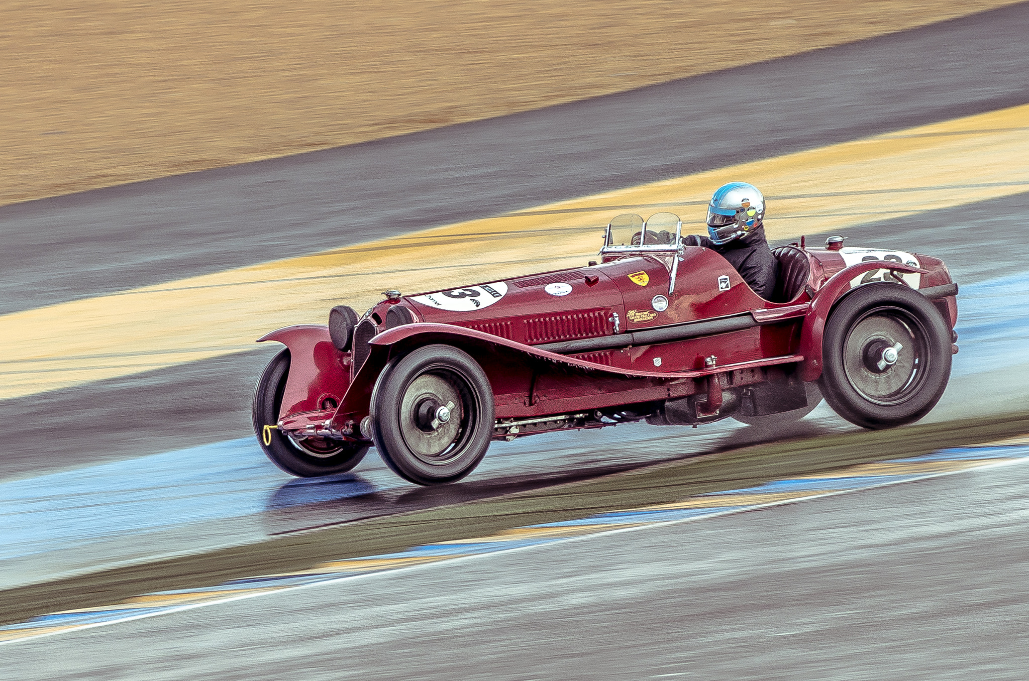Pentax smc DA* 60-250mm F4.0 ED (IF) SDM sample photo. Alfa-roméo 8c (1935) - le mans classic '12 photography