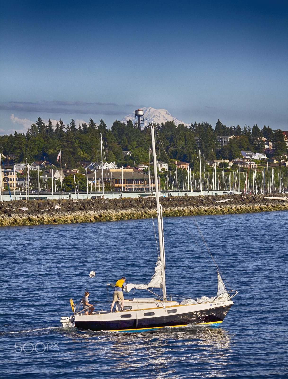 Sigma 70-300mm F4-5.6 APO DG Macro sample photo. A puget sound evening photography