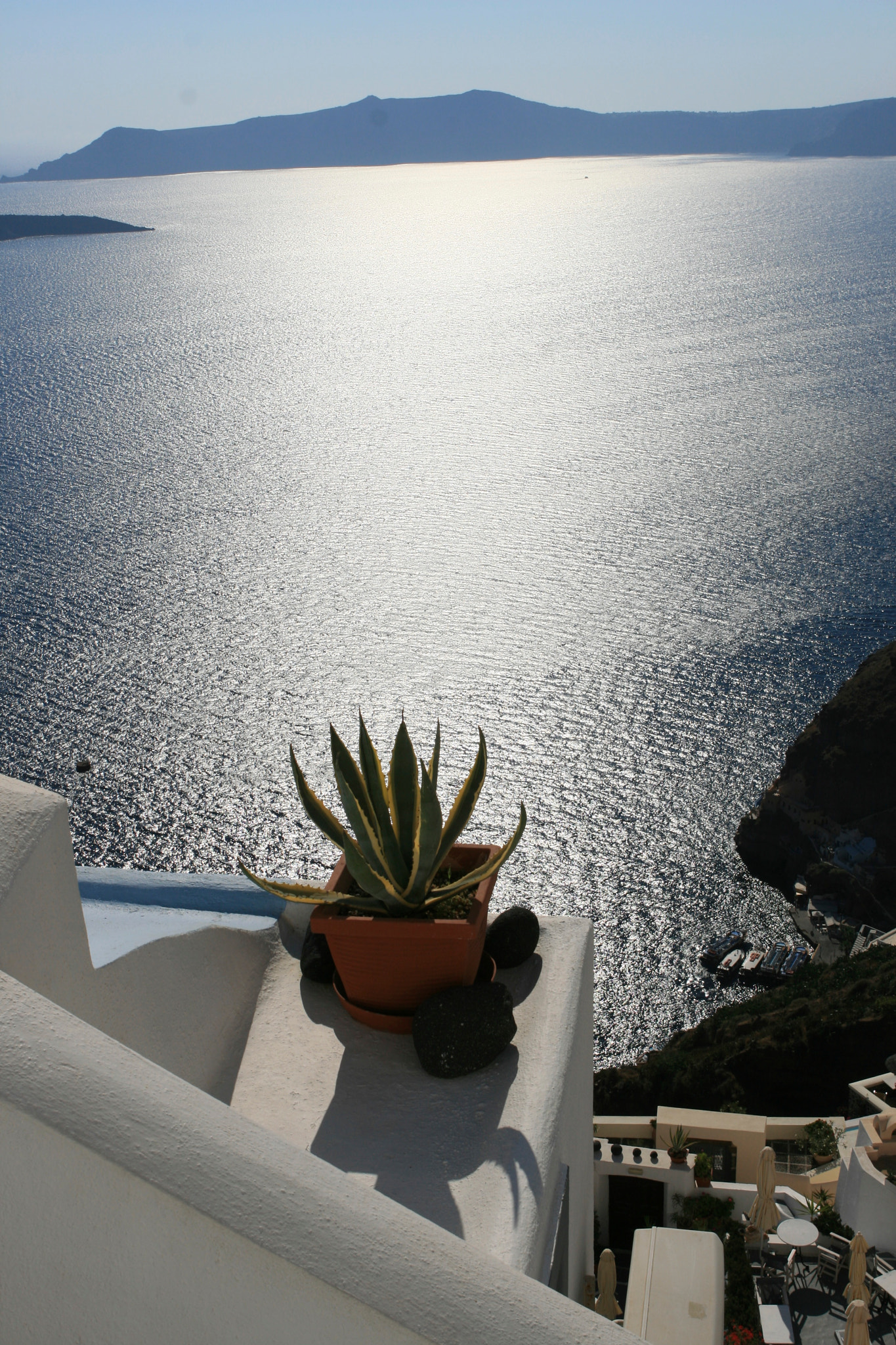 Canon EOS 400D (EOS Digital Rebel XTi / EOS Kiss Digital X) sample photo. Aegean sea from santorini photography