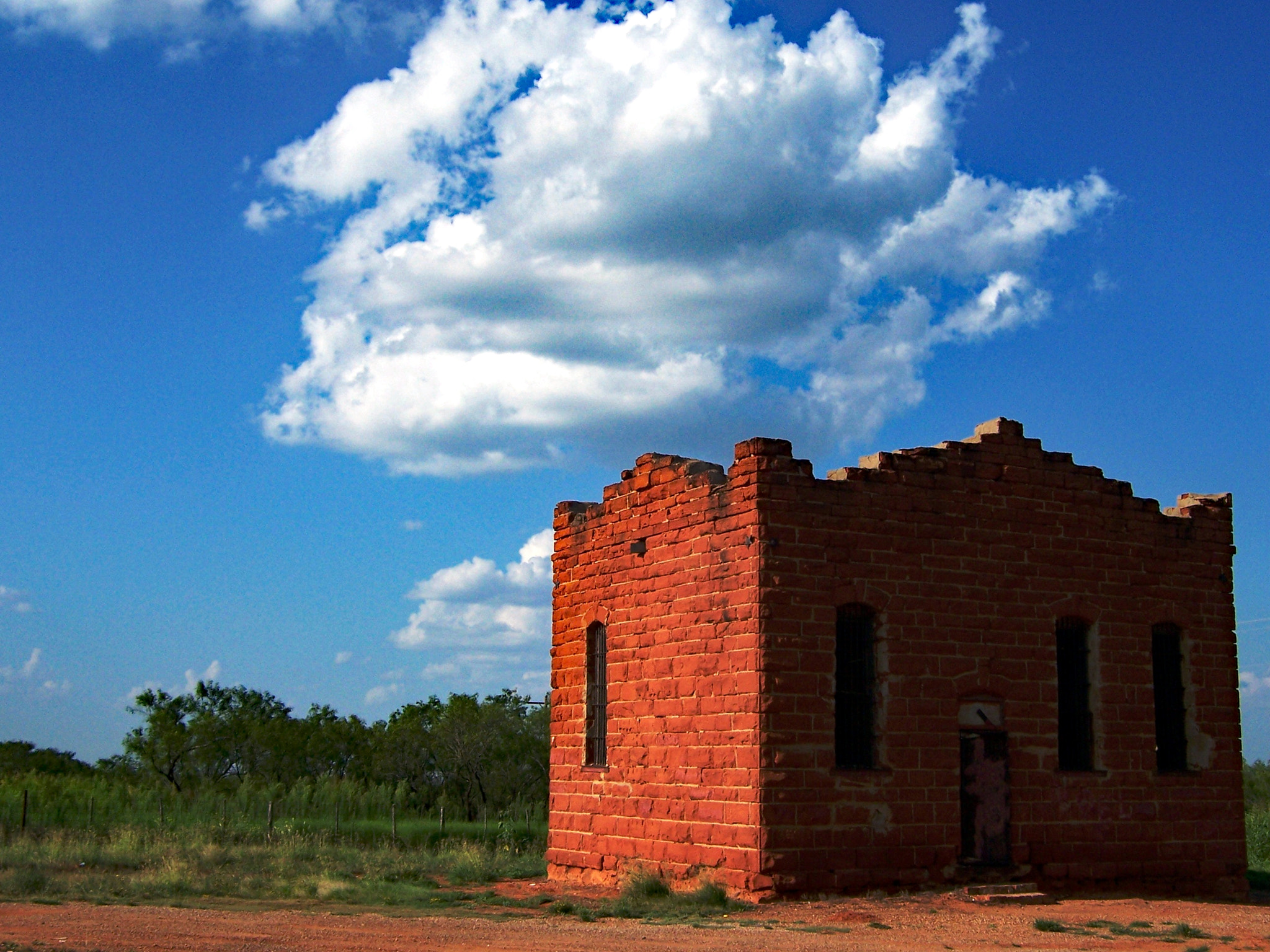 Kodak Z730 ZOOM DIGITAL CAMERA sample photo. Abandoned texas jailhouse, late 1800 photography