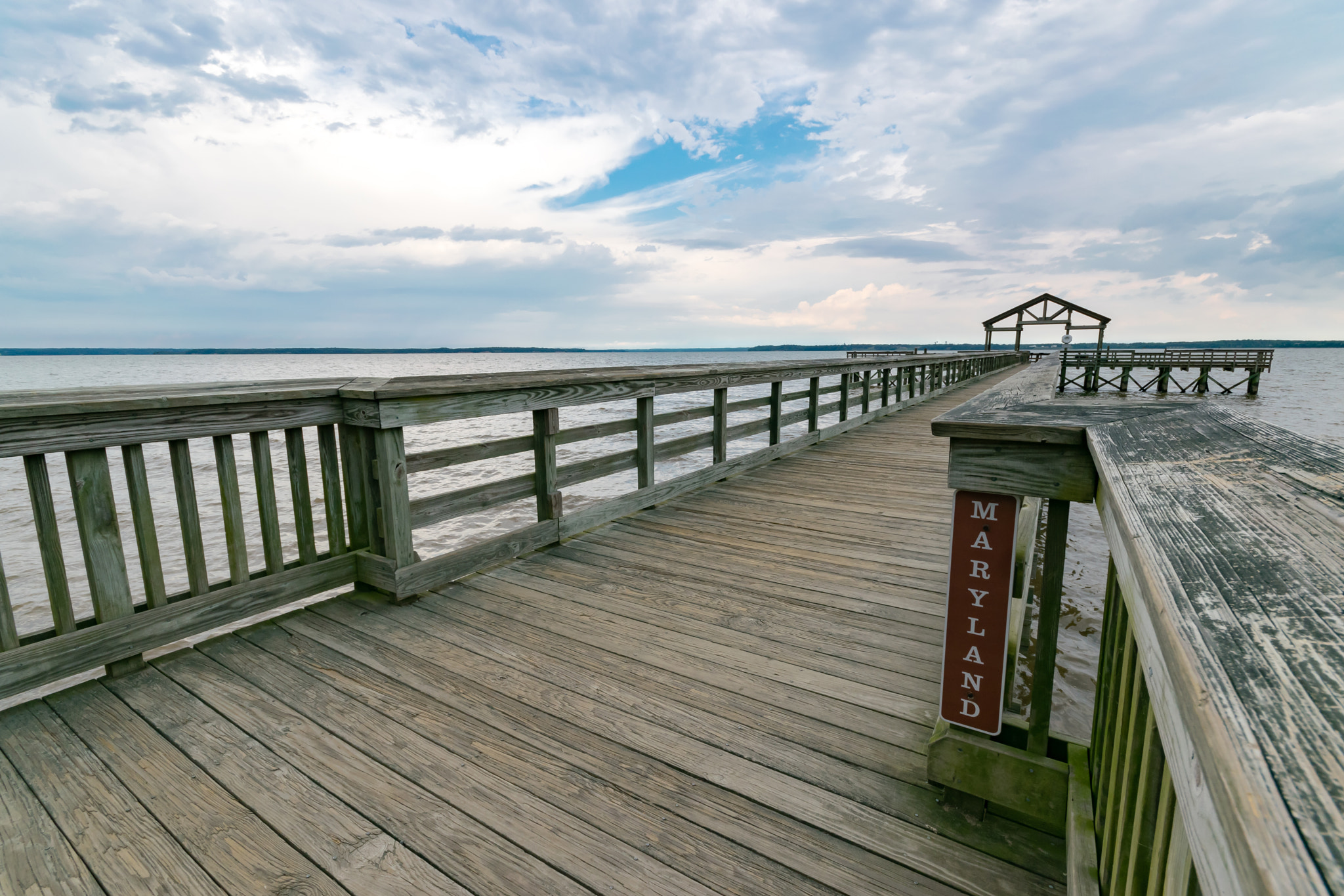 Sigma 10-20mm F4-5.6 EX DC HSM sample photo. Virginia/maryland border pier photography