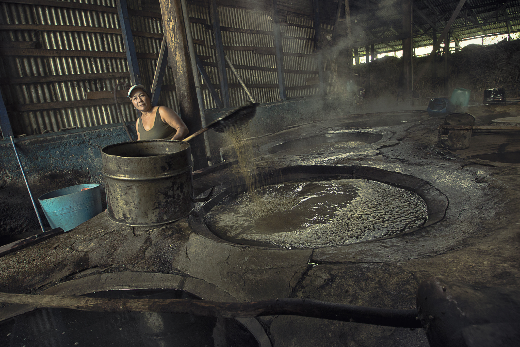 Sigma 10-20mm F3.5 EX DC HSM sample photo. Sugar is almost done photography