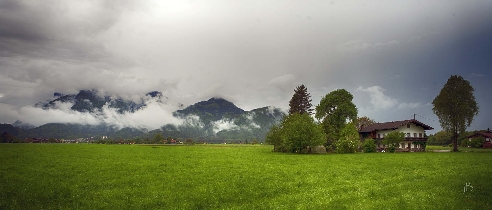 Sony a99 II + Sony 20mm F2.8 sample photo. Grassau photography