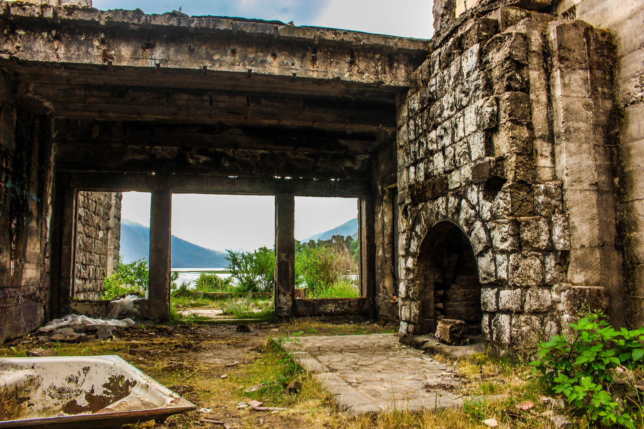Canon EOS 1200D (EOS Rebel T5 / EOS Kiss X70 / EOS Hi) sample photo. Ruinas photography