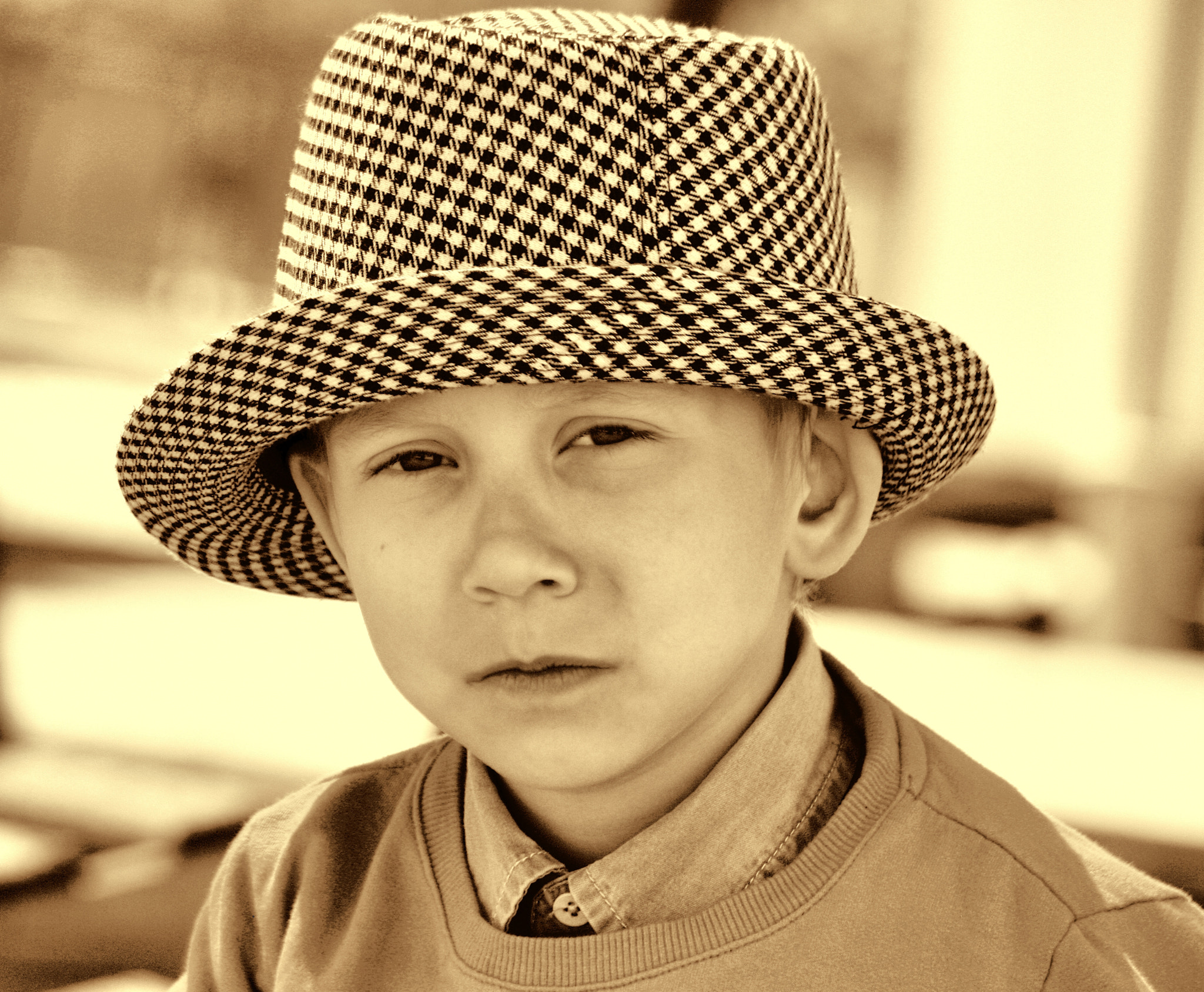 Canon EOS 450D (EOS Rebel XSi / EOS Kiss X2) sample photo. Dad's hat photography