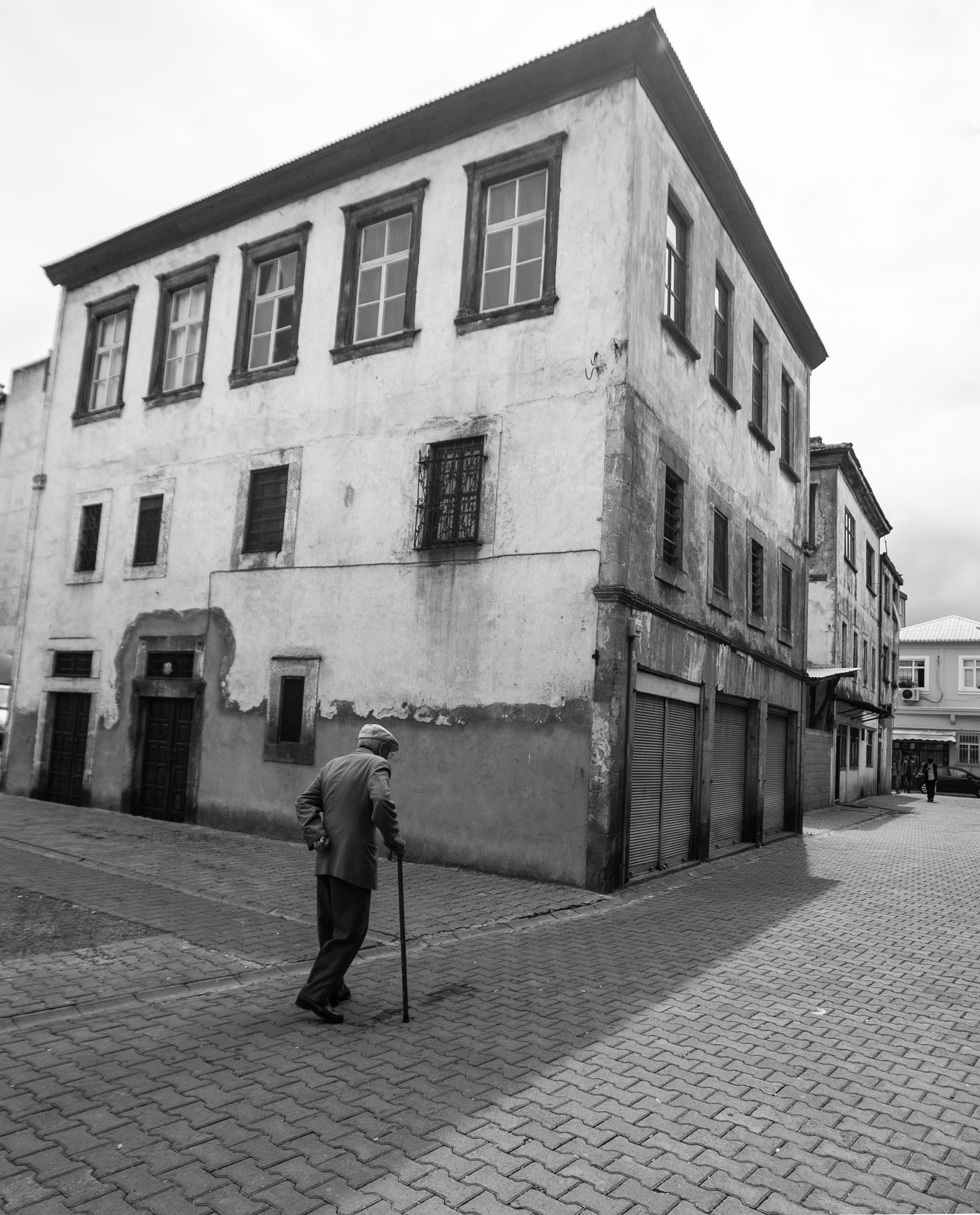 Sigma 17-35mm f/2.8-4 EX DG Aspherical HSM sample photo. Espiye sokakları photography
