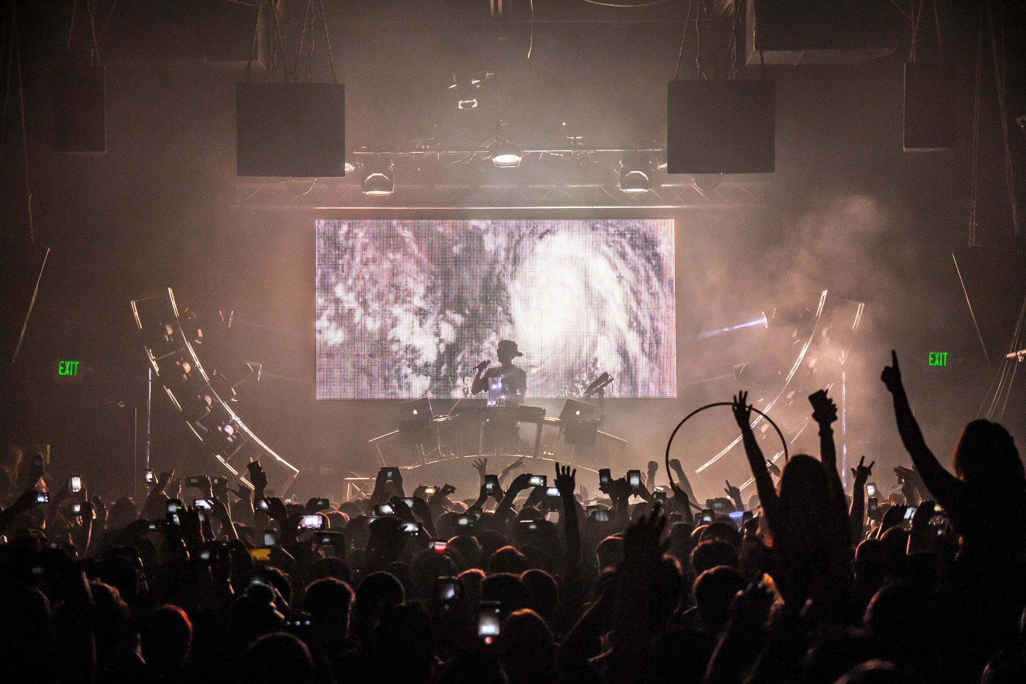 Canon EOS 650D (EOS Rebel T4i / EOS Kiss X6i) sample photo. Illenium at the catalyst in santa cruz, ca photography