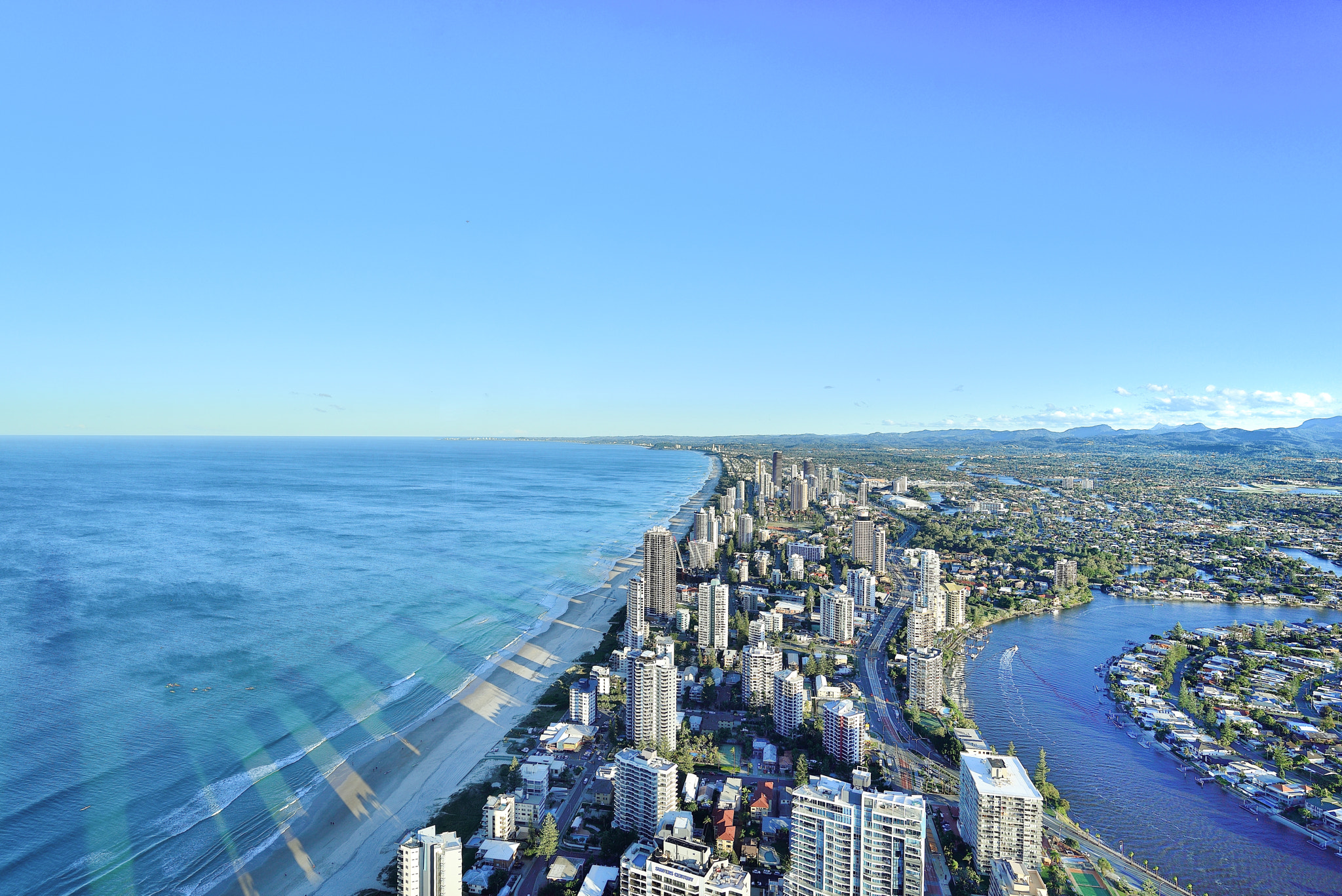 Nikon AF-S Nikkor 18-35mm F3.5-4.5G ED sample photo. Gold coast photography