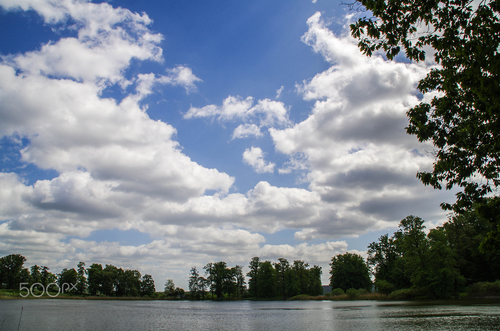 Tamron AF 18-200mm F3.5-6.3 XR Di II LD Aspherical (IF) Macro sample photo. Lake and clouds photography