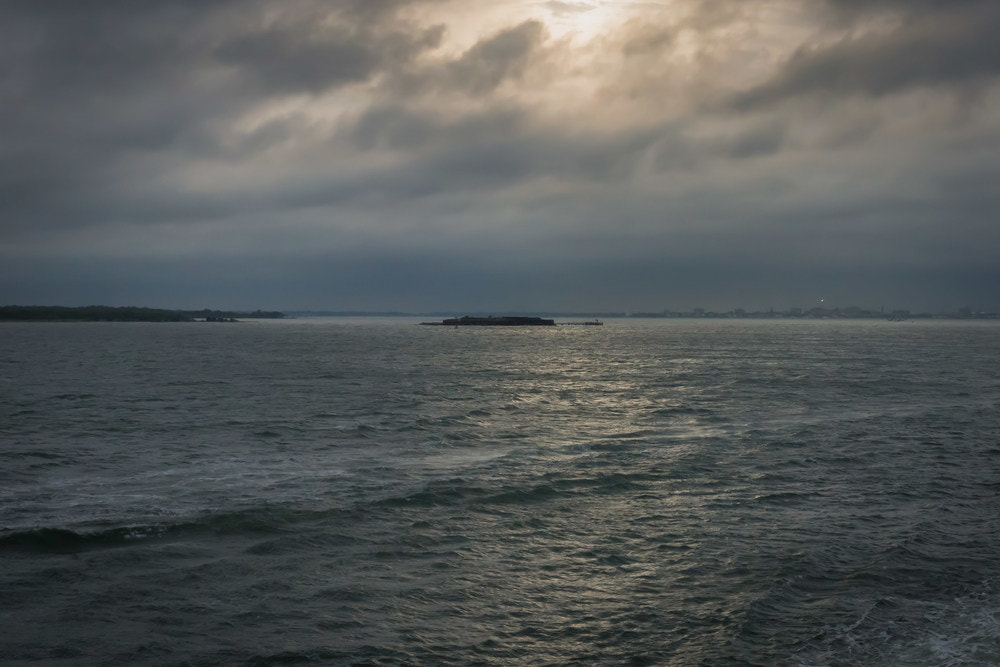 E 30mm F1.4 sample photo. "alone" photography
