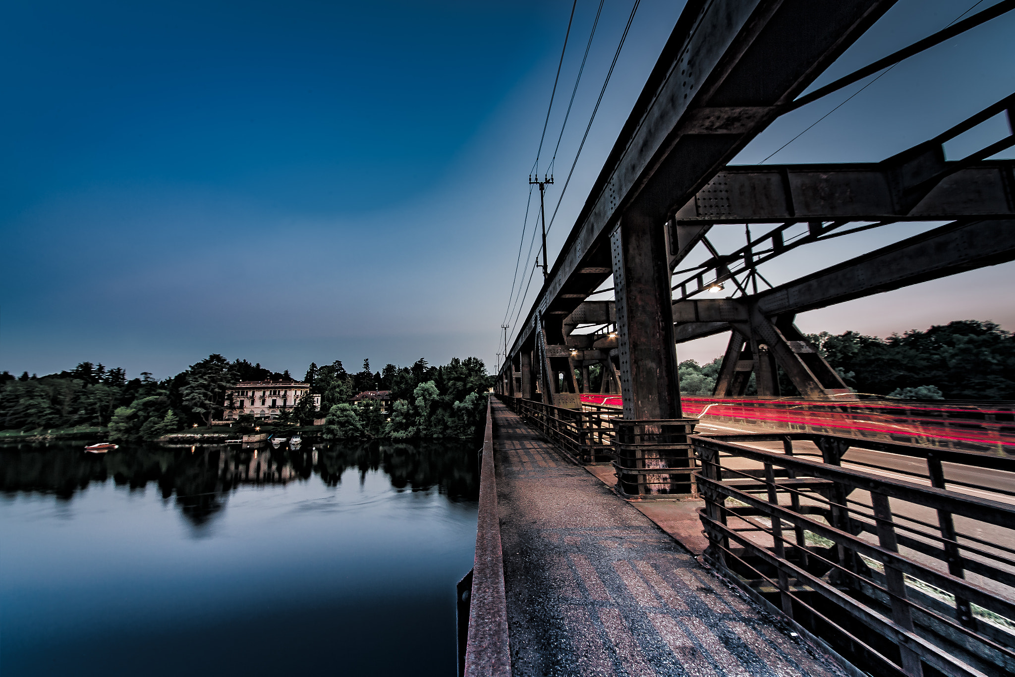 Sigma 12-24mm F4.5-5.6 II DG HSM sample photo. The transit photography