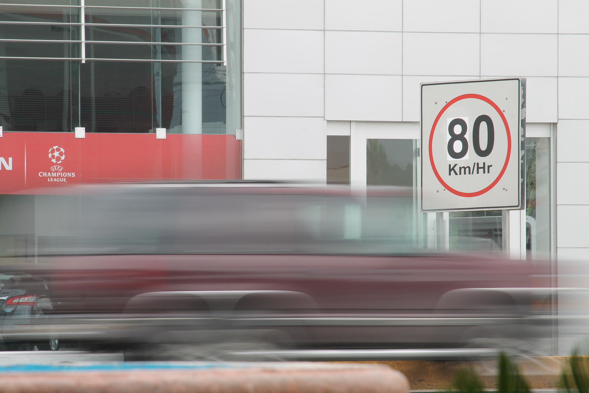 Canon EF-S 55-250mm F4-5.6 IS STM sample photo. Signboard photography