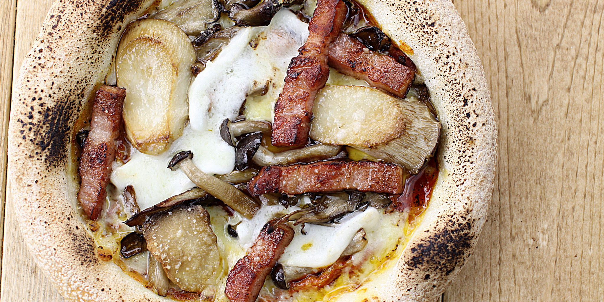 Sigma 50mm F1.4 EX DG HSM sample photo. Becon pizza photography