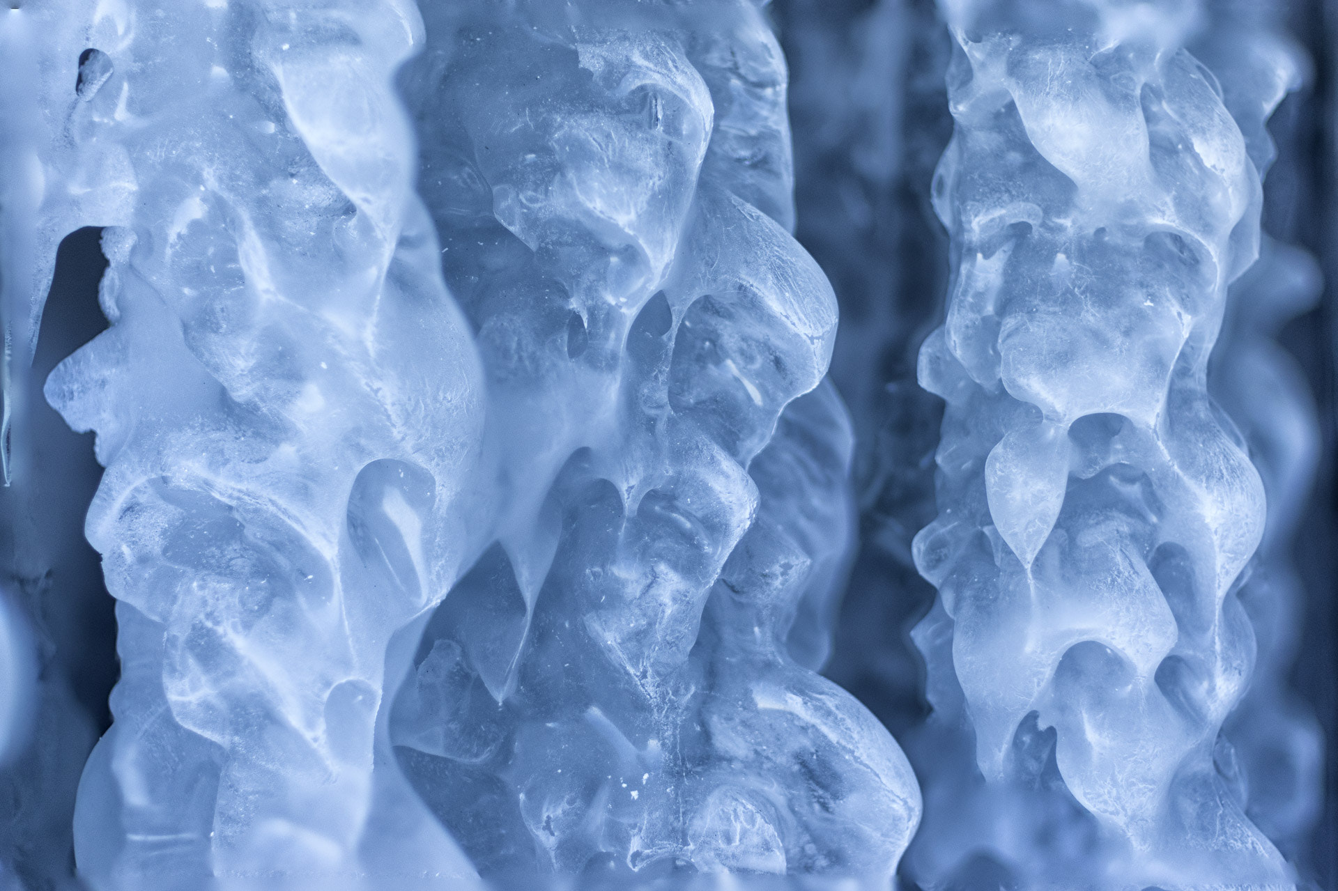 Pentax smc FA 43mm F1.9 Limited sample photo. Cold abstract photography