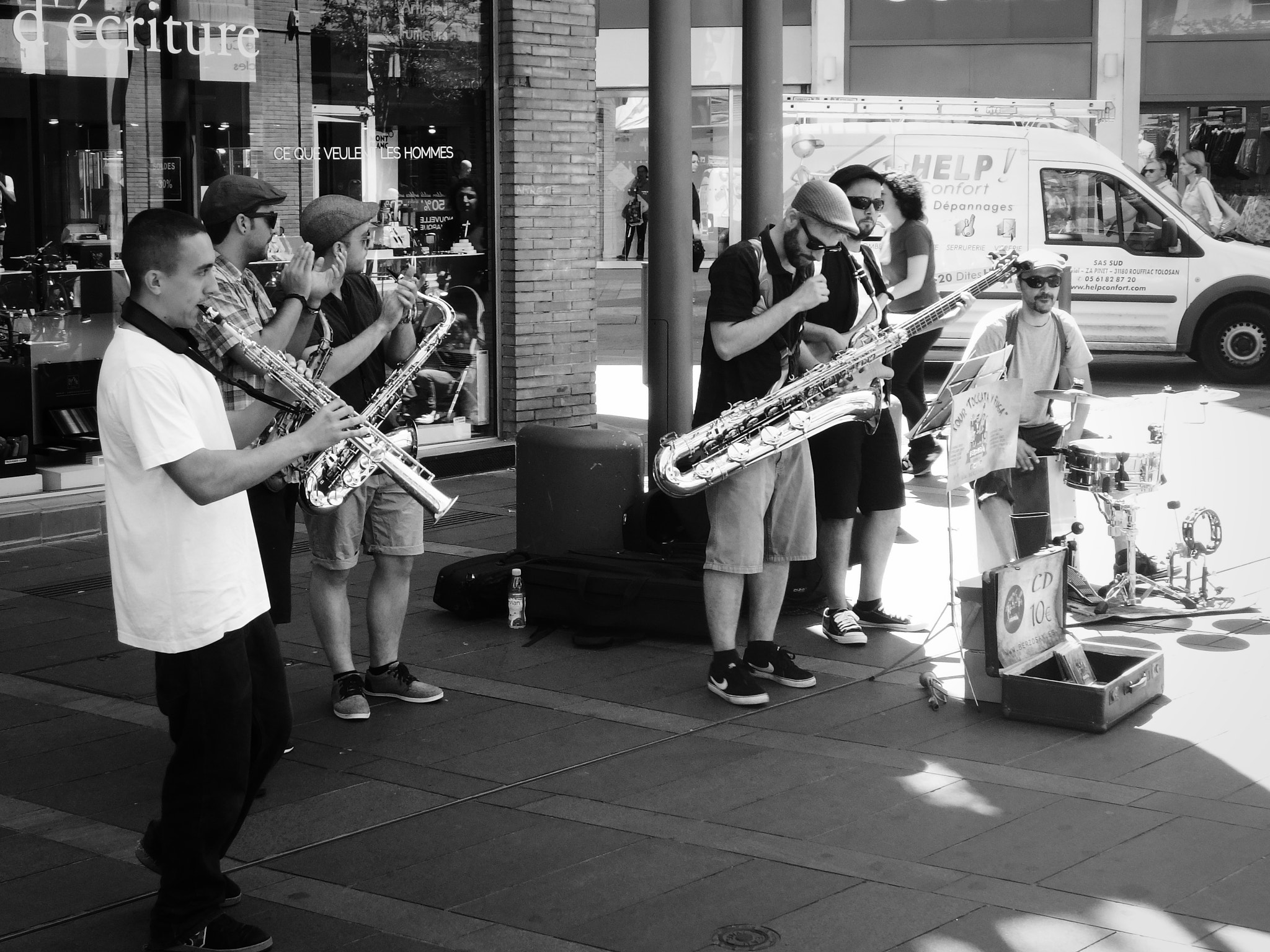 Olympus TG-870 sample photo. Jazzmen in toulouse photography