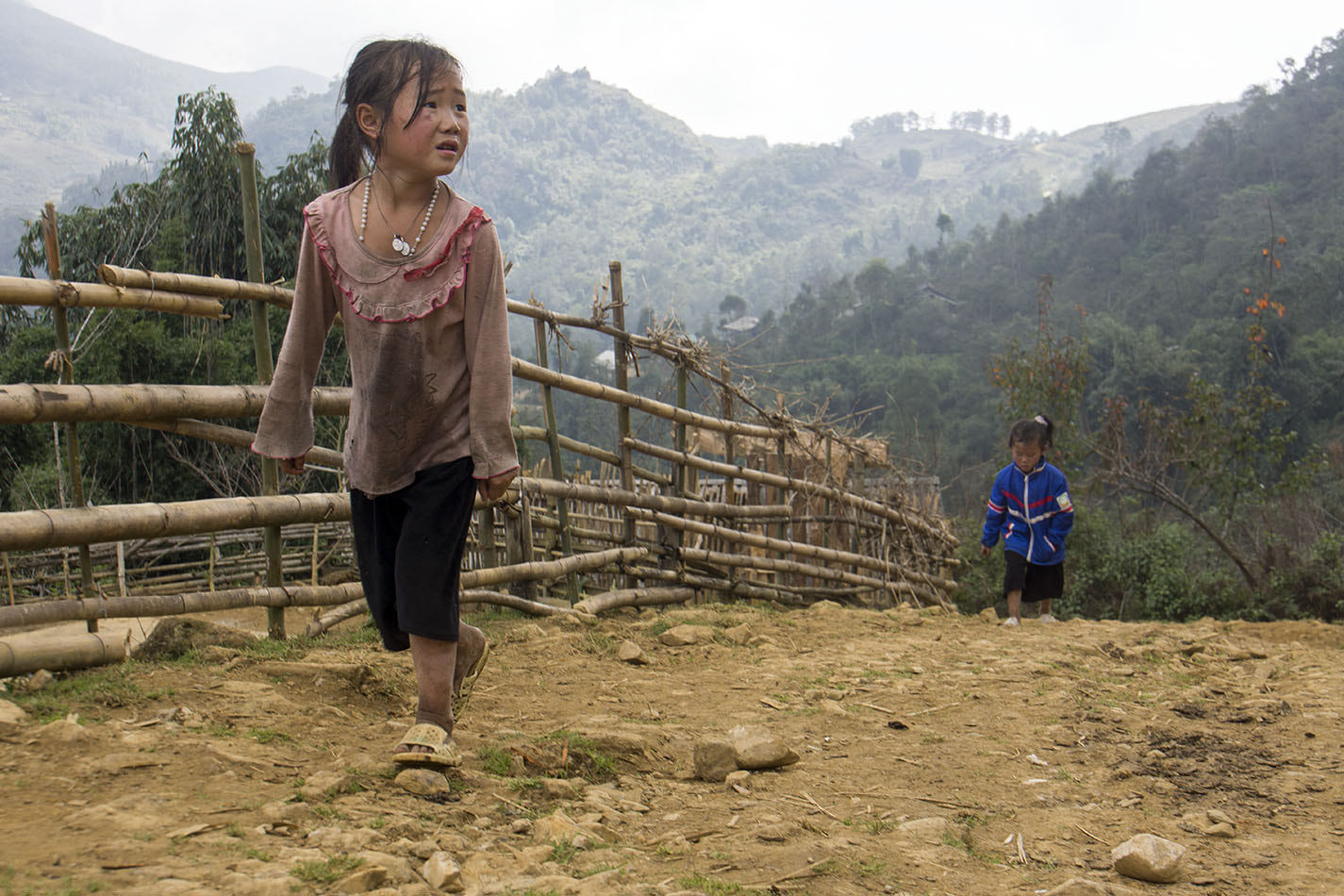 Sony Alpha NEX-7 + Sony E 18-200mm F3.5-6.3 OSS sample photo. Sapa - vietnam photography