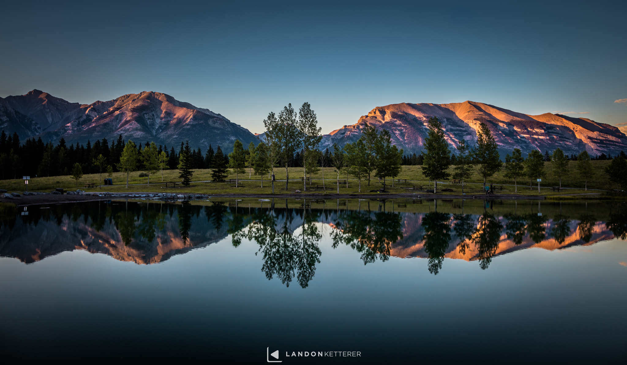 Canon EF 24mm F1.4L II USM sample photo. Chasing sunset photography