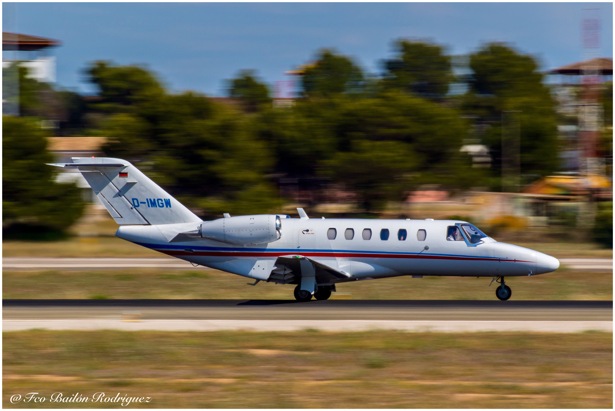 Tamron SP 35mm F1.8 Di VC USD sample photo. Privado || cessna 525a citationjet cj2 || d-imgw photography