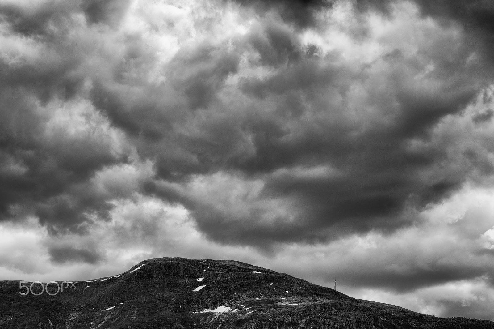 Pentax smc DA* 50-135mm F2.8 ED (IF) SDM sample photo. Storehogen in norway photography