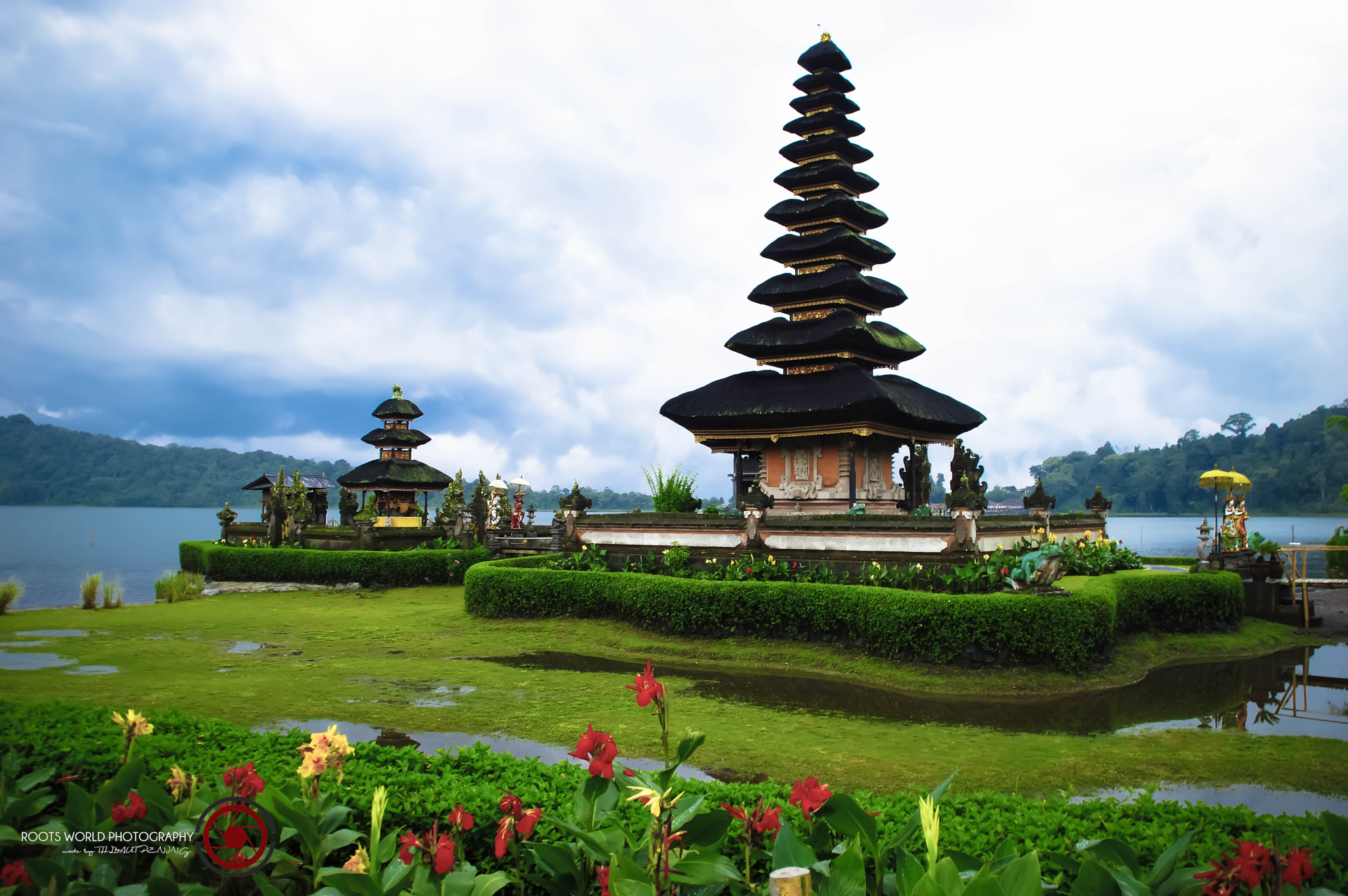 Tamron AF 18-200mm F3.5-6.3 XR Di II LD Aspherical (IF) Macro sample photo. Ulun danu photography