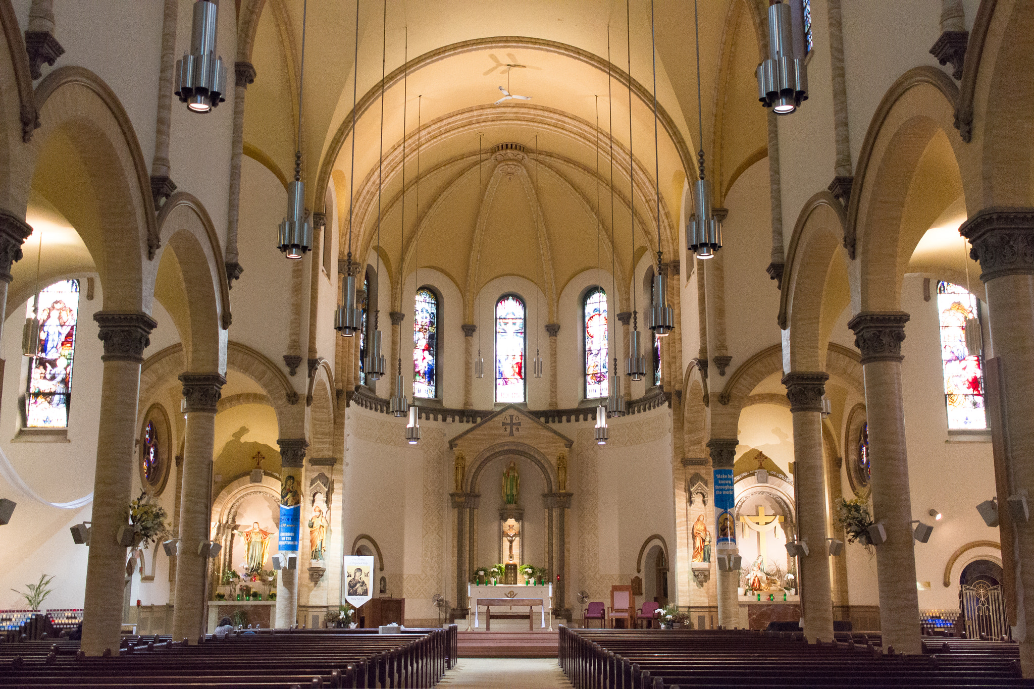 Canon EOS 100D (EOS Rebel SL1 / EOS Kiss X7) sample photo. Catholic | toronto | ontario photography