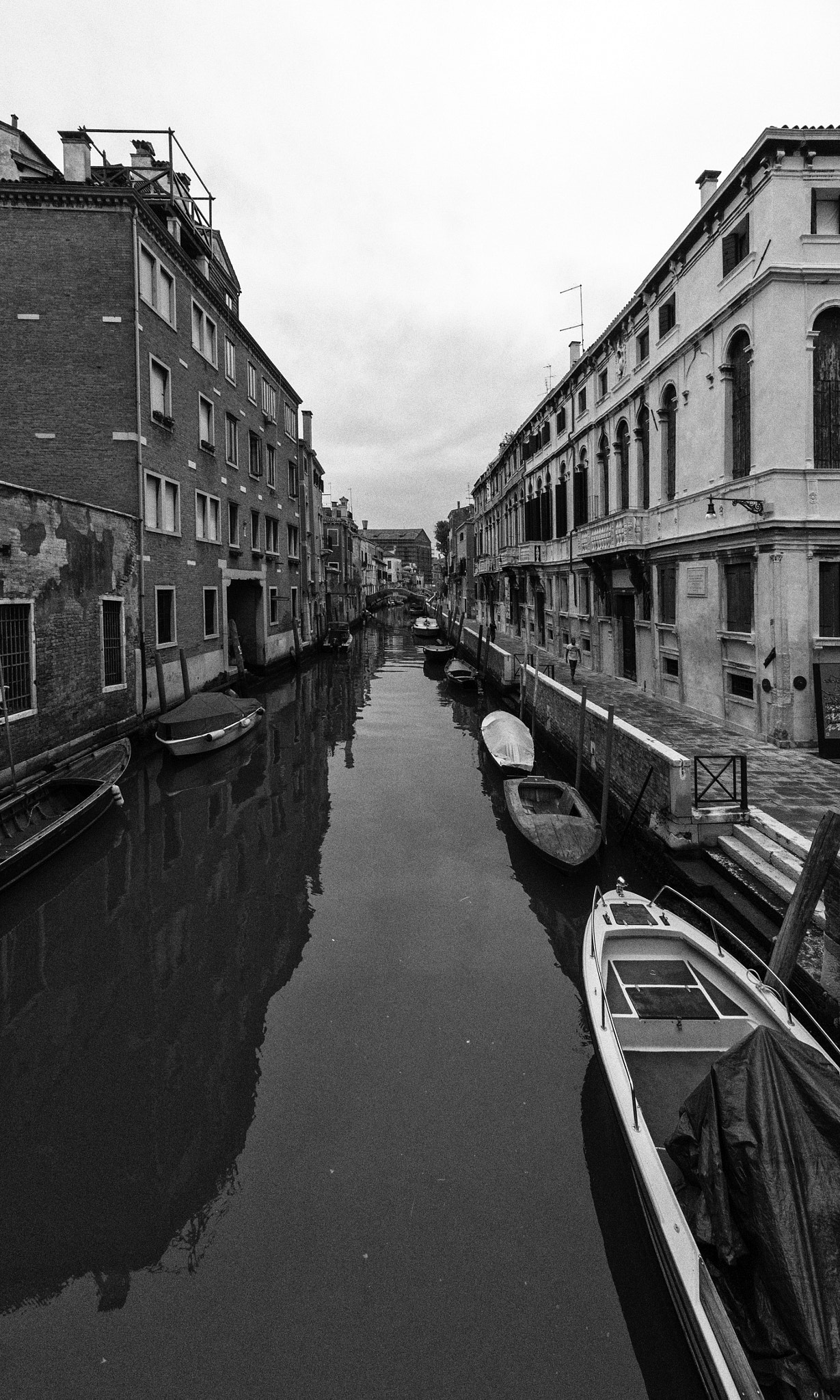 Sony Alpha NEX-5N + Sony E 10-18mm F4 OSS sample photo. Venice. photography