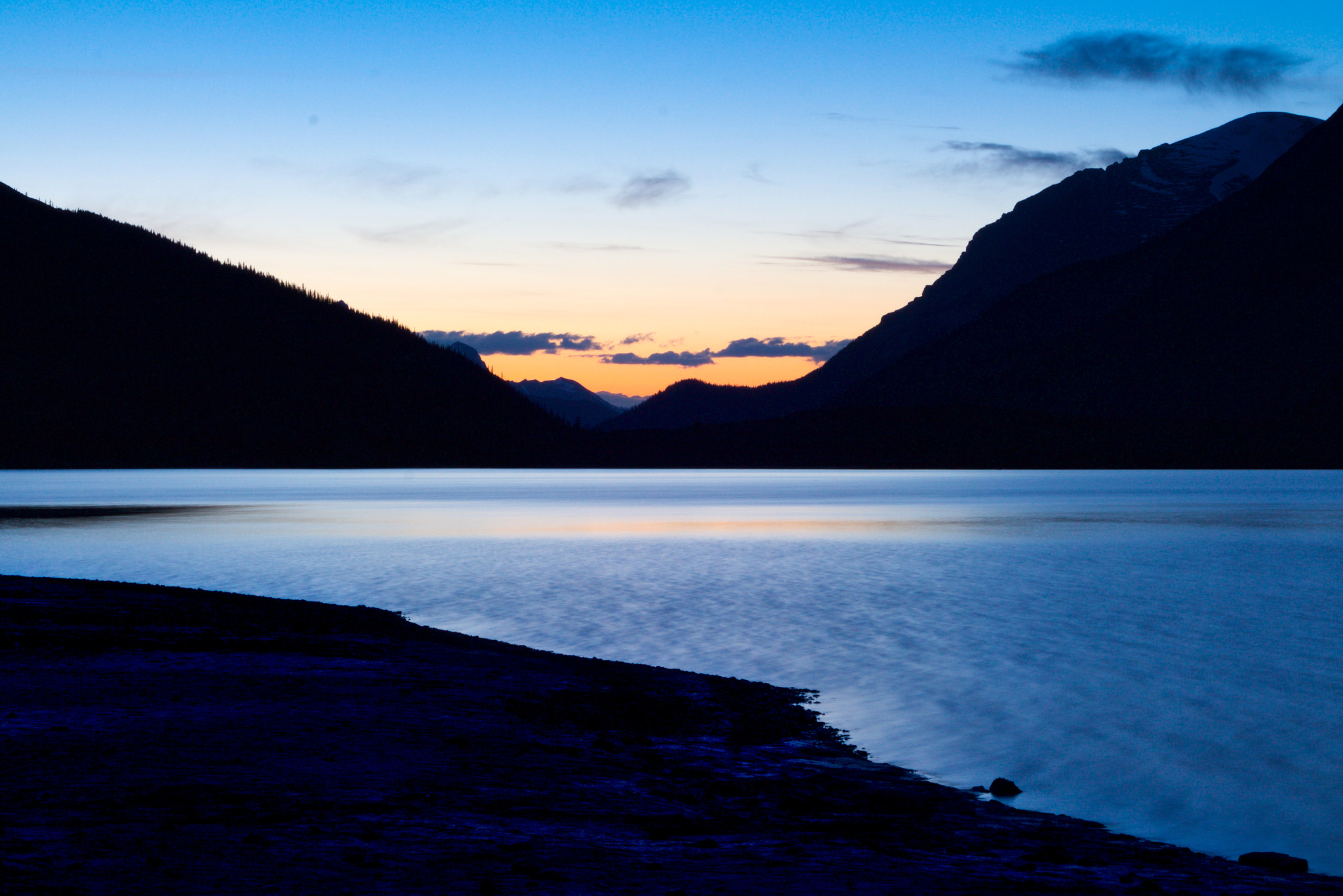 Canon EOS 700D (EOS Rebel T5i / EOS Kiss X7i) + Canon EF 50mm f/1.8 sample photo. Icefield sunset photography