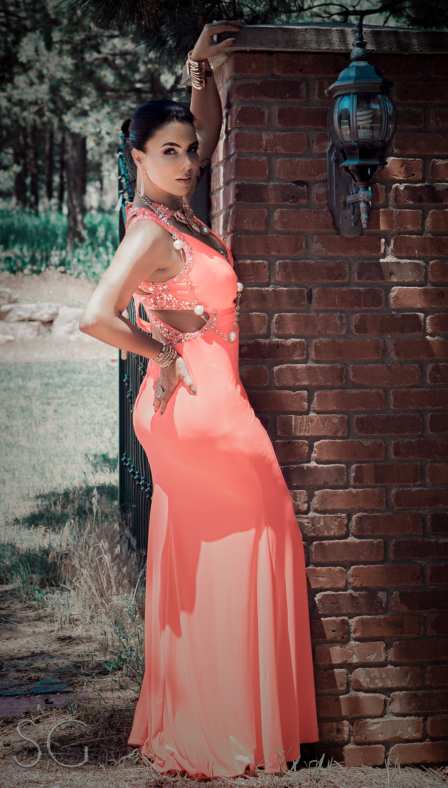 E 50mm F1.8 OSS sample photo. Elegance photography