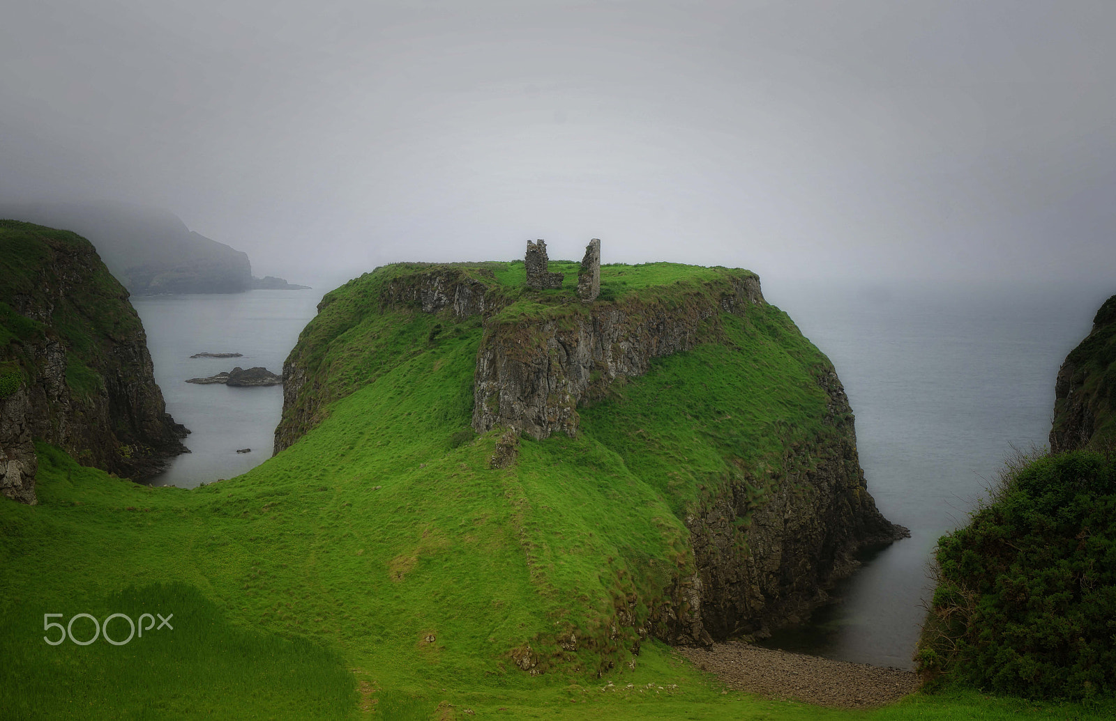 Saumsun NX 16-50mm F2-2.8 S ED OIS sample photo. Magic ireland photography