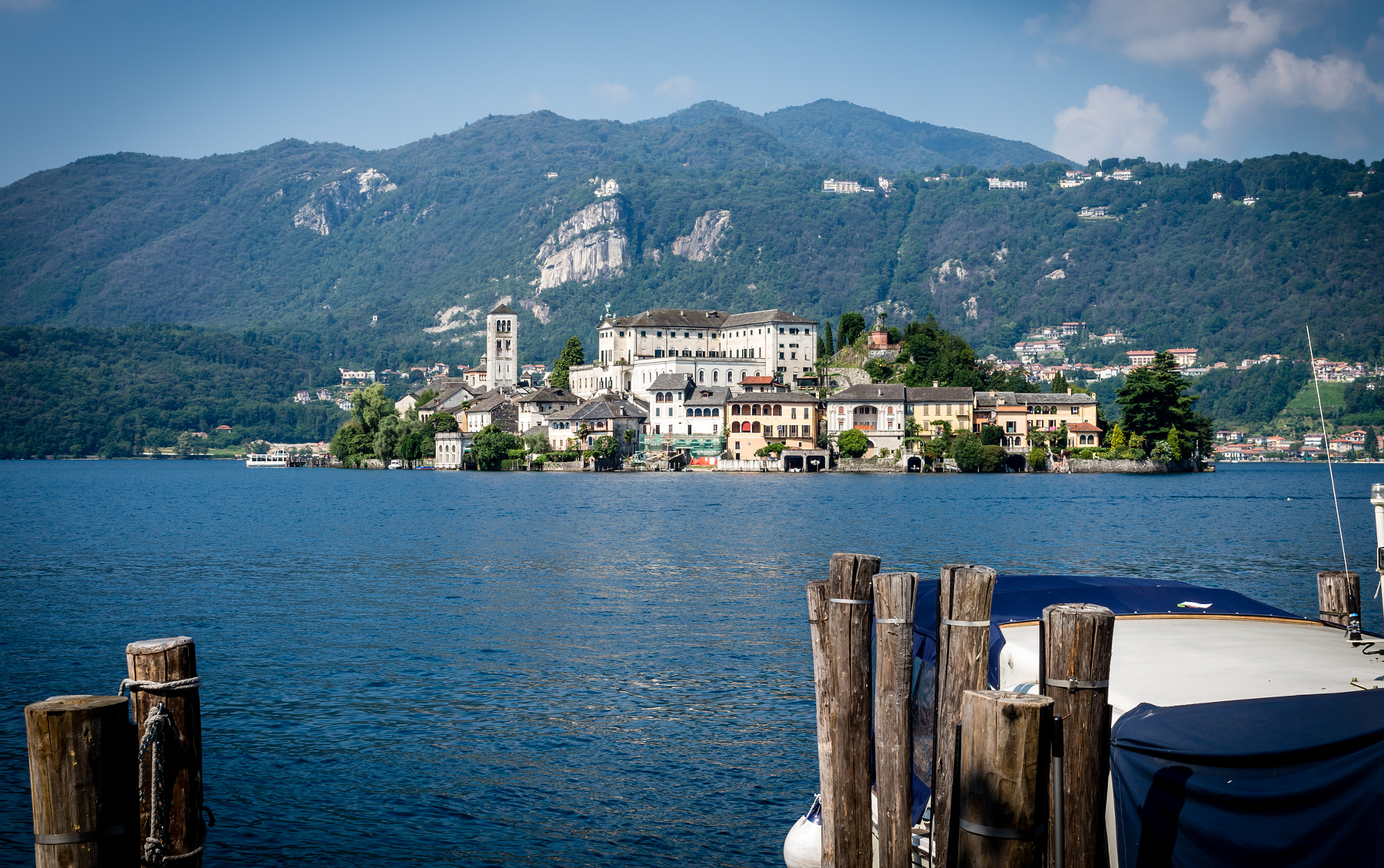 Pentax K-30 + Pentax smc DA 35mm F2.4 AL sample photo. Lake orta photography