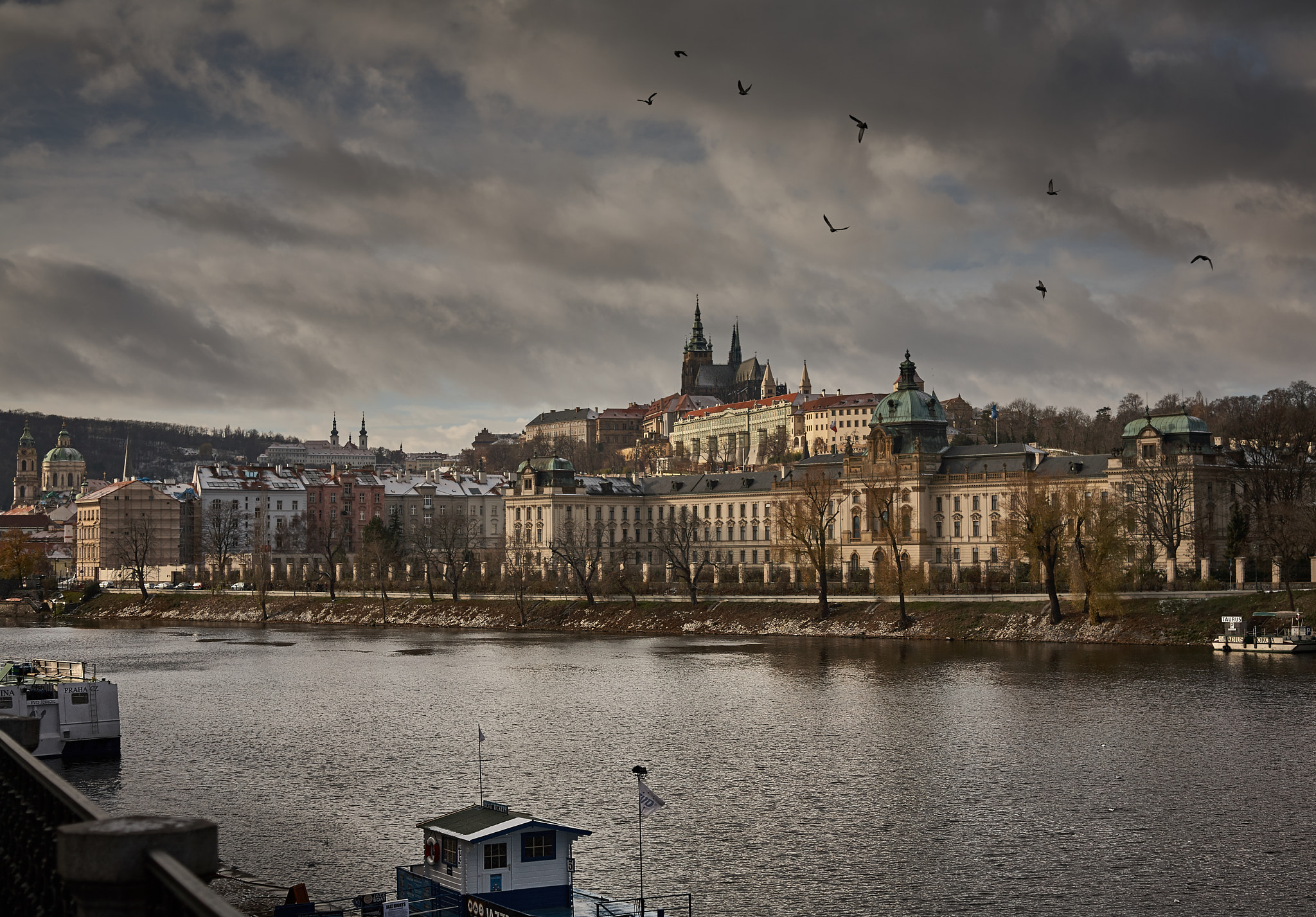 Canon EOS 5D + Canon EF 50mm f/1.8 sample photo. Prague 2008 photography