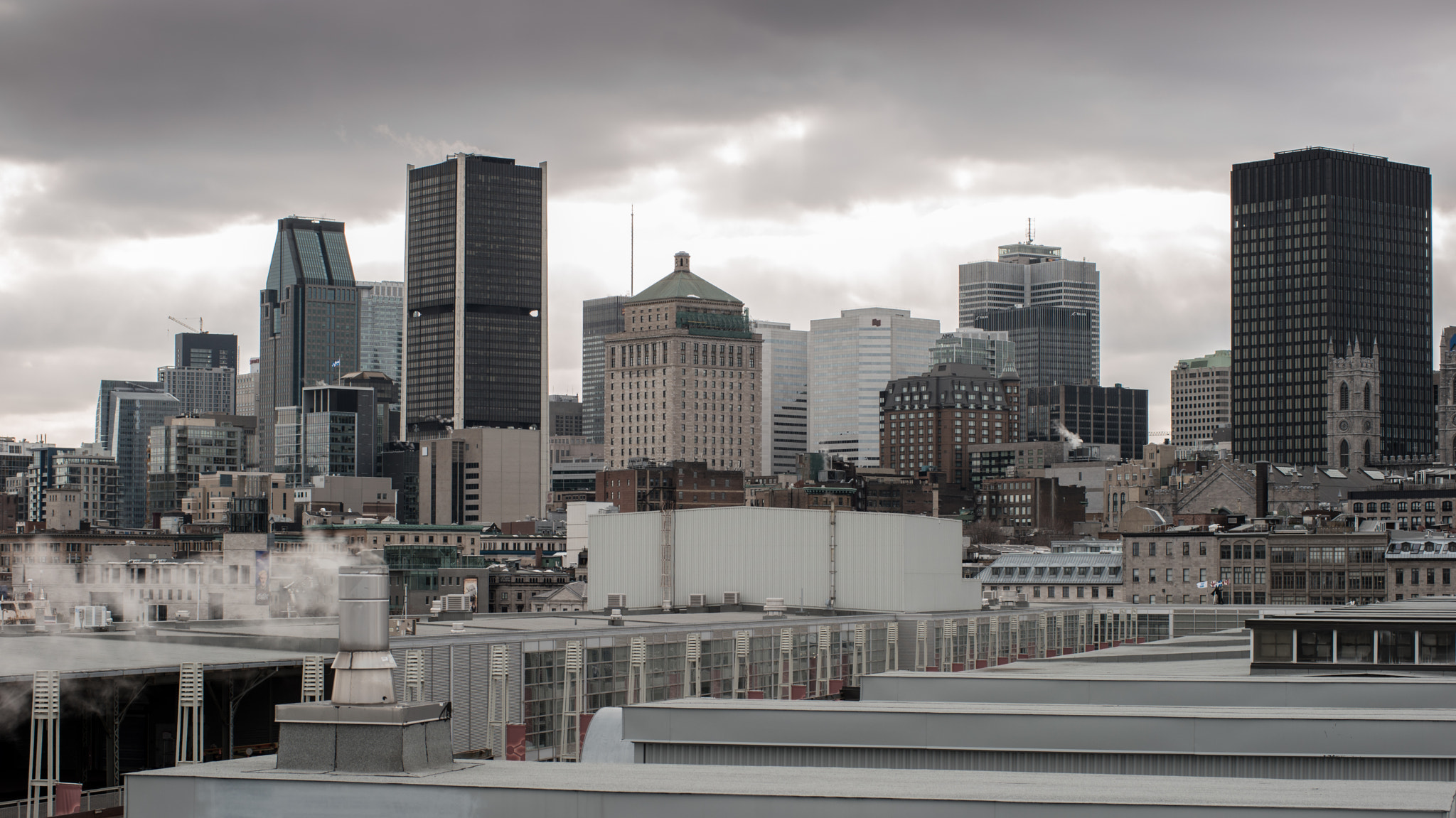 Samsung NX500 + Samsung NX 45mm F1.8 sample photo. Montreal skyline from the old port photography
