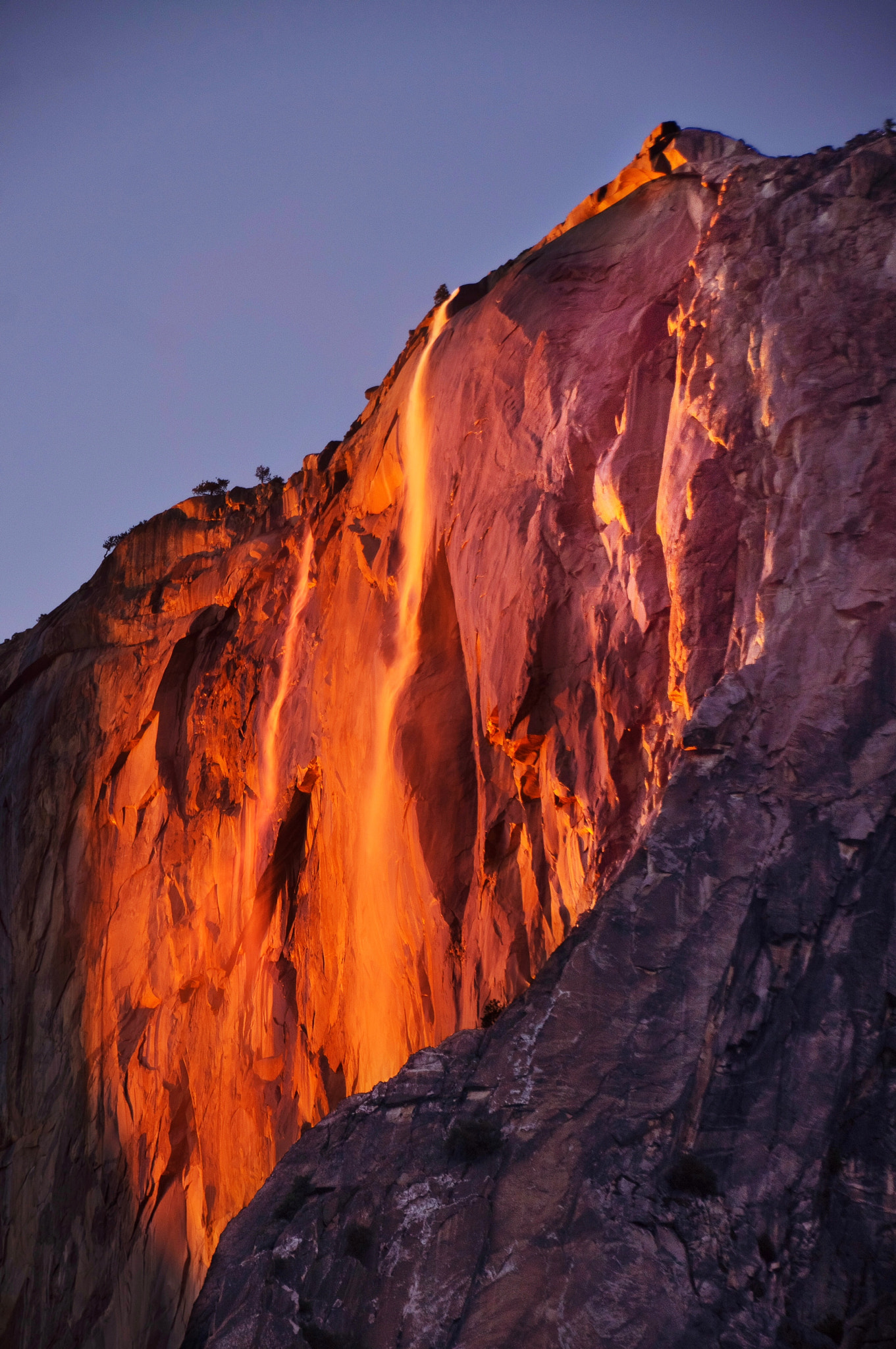 Sony Alpha DSLR-A580 sample photo. Yosemite fire falls photography