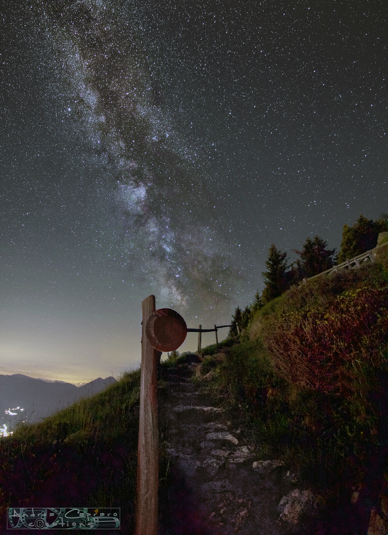 Sigma 8-16mm F4.5-5.6 DC HSM sample photo. Walk into the night. photography